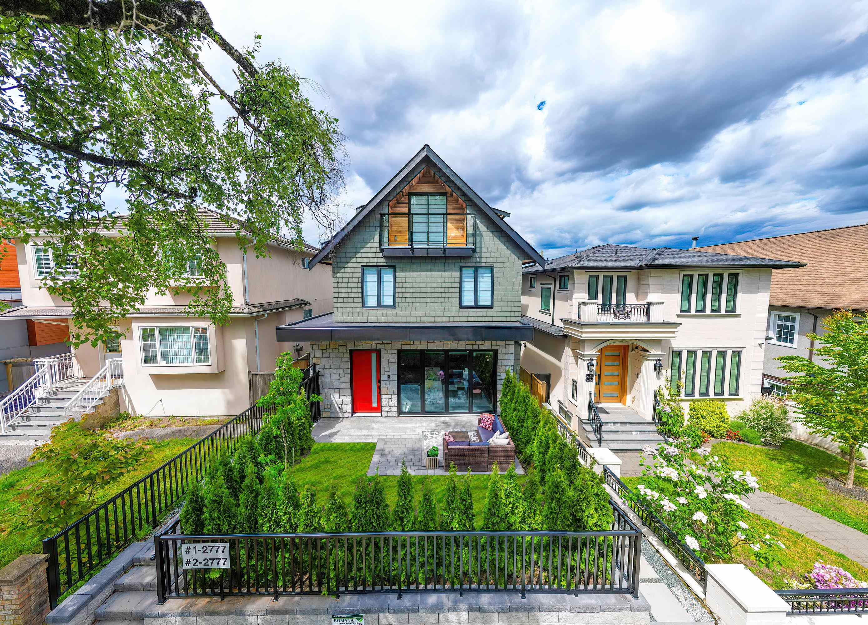 1 2777 E 27TH AVENUE, R3132066, BC,