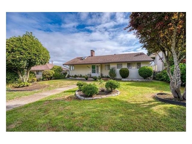 Lower Suite 5640 SARDIS CRESCENT, R3132073, BC,