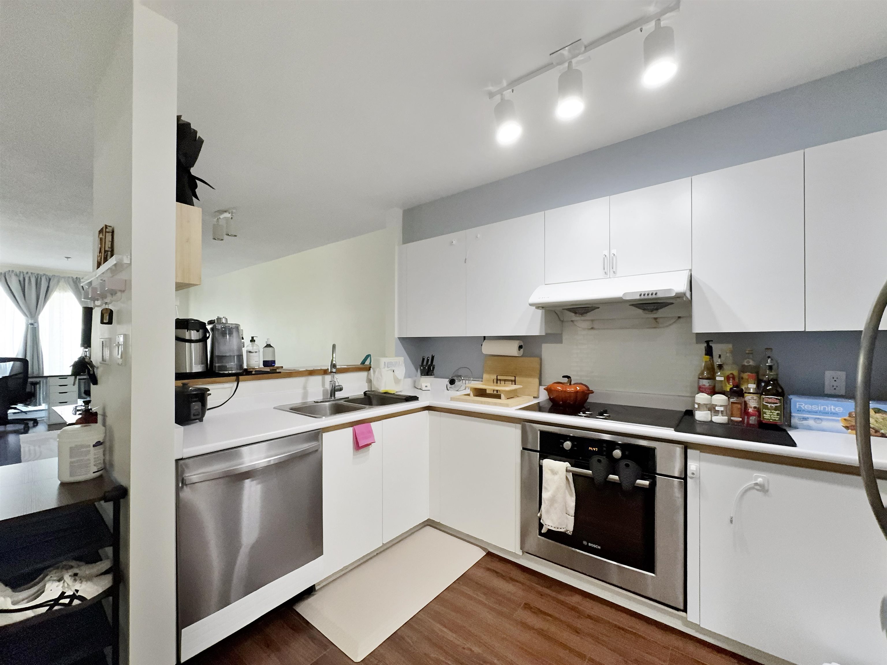 2xx 8620 JOHNS ROAD, R3132127, BC,