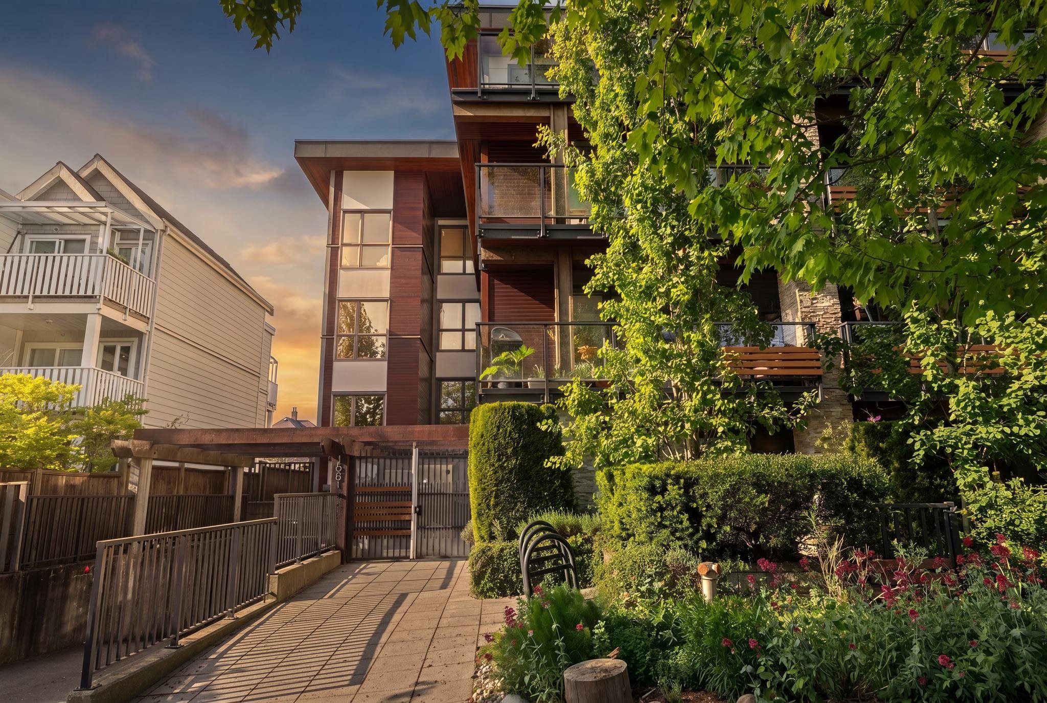 107 1661 2ND AVENUE, R3132372, BC,