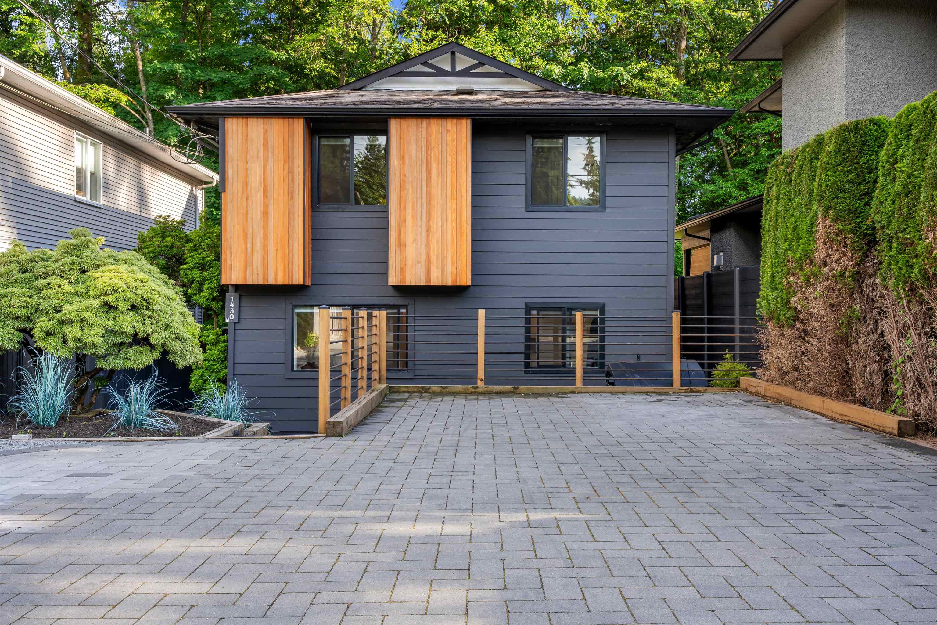 1430 DRAYCOTT ROAD, North Vancouver BC V7J 1W2, R3132458, BC,