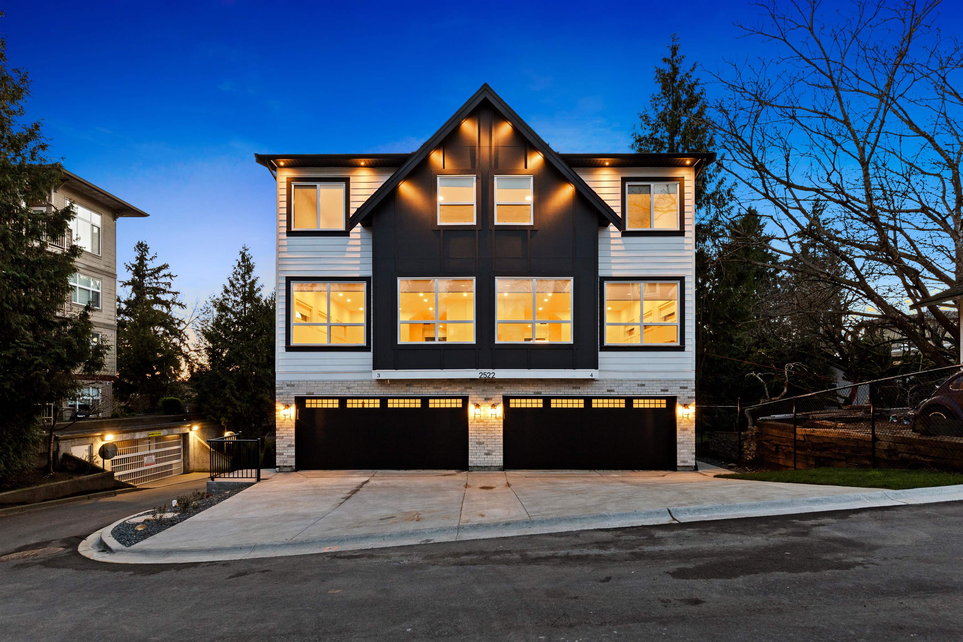 3 2522 CAMPBELL AVENUE, R3132486, BC,