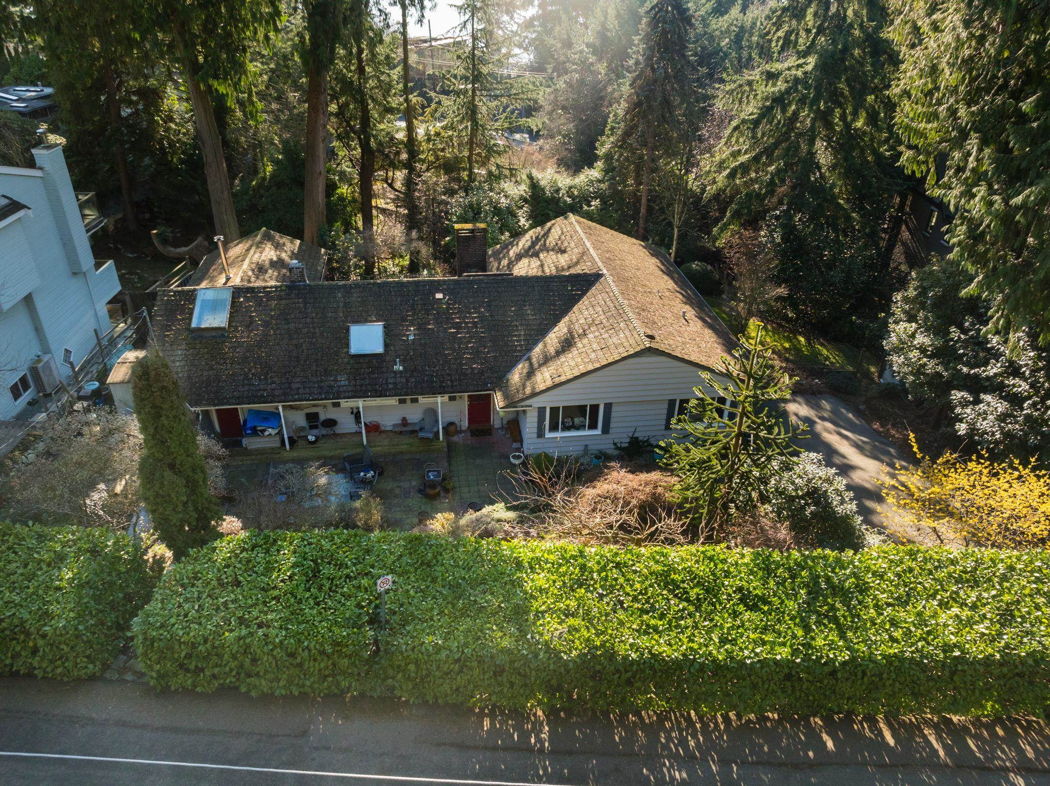 4028 ROSE CRESCENT, West Vancouver BC V7V 2N7, R3132494, BC,