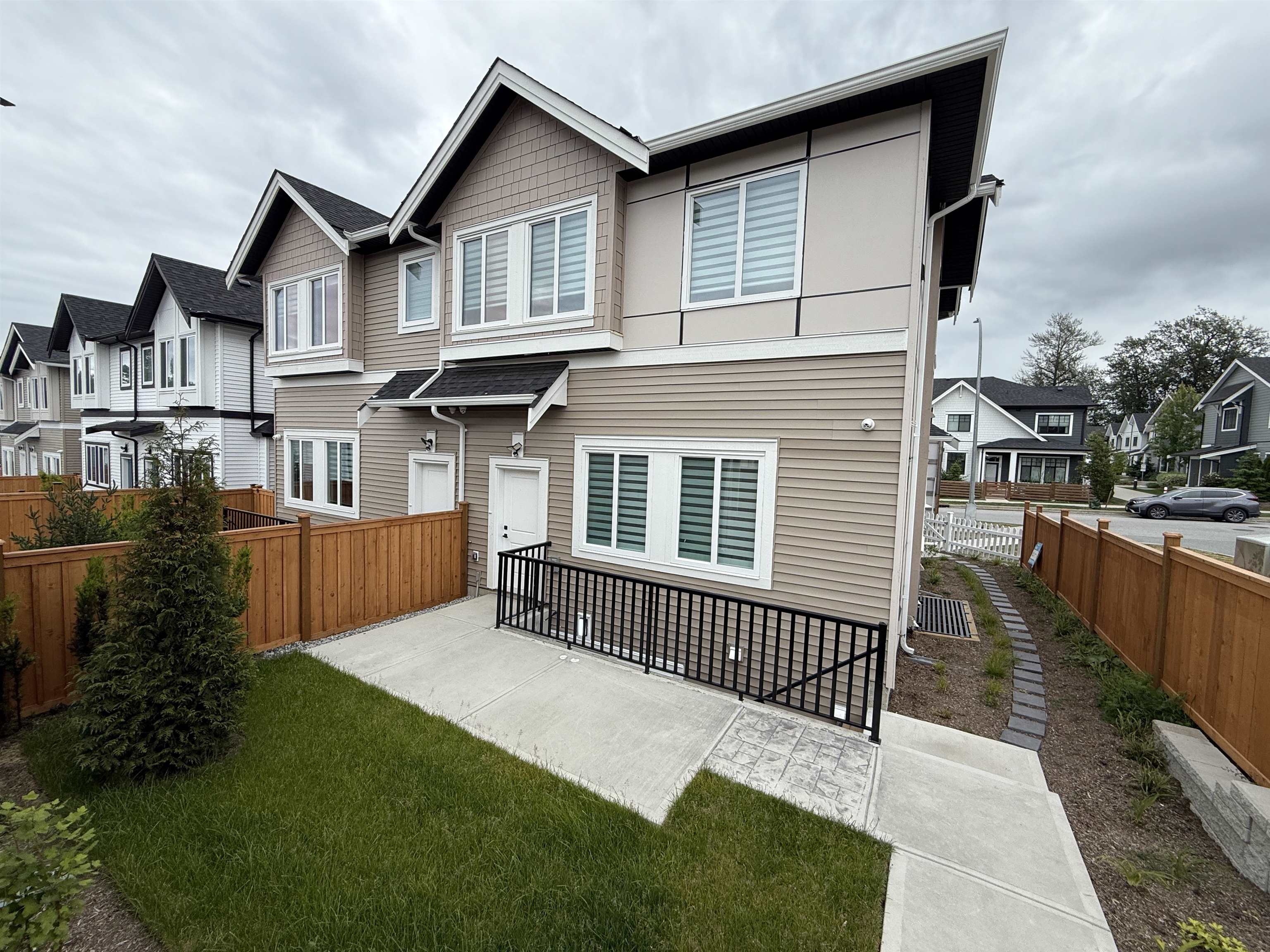 7679 197 STREET, Langley BC V2Y 3T4, R3132593, BC,