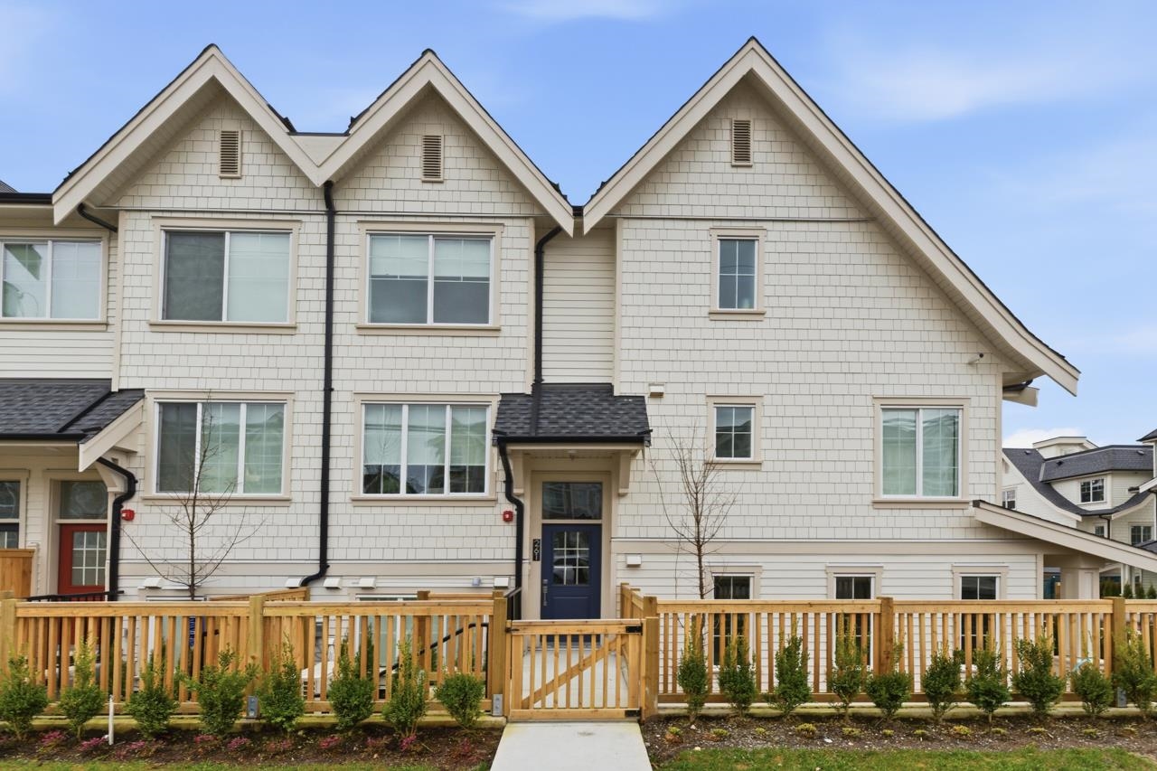 261 720 ROBINSON STREET, R3132650, BC,