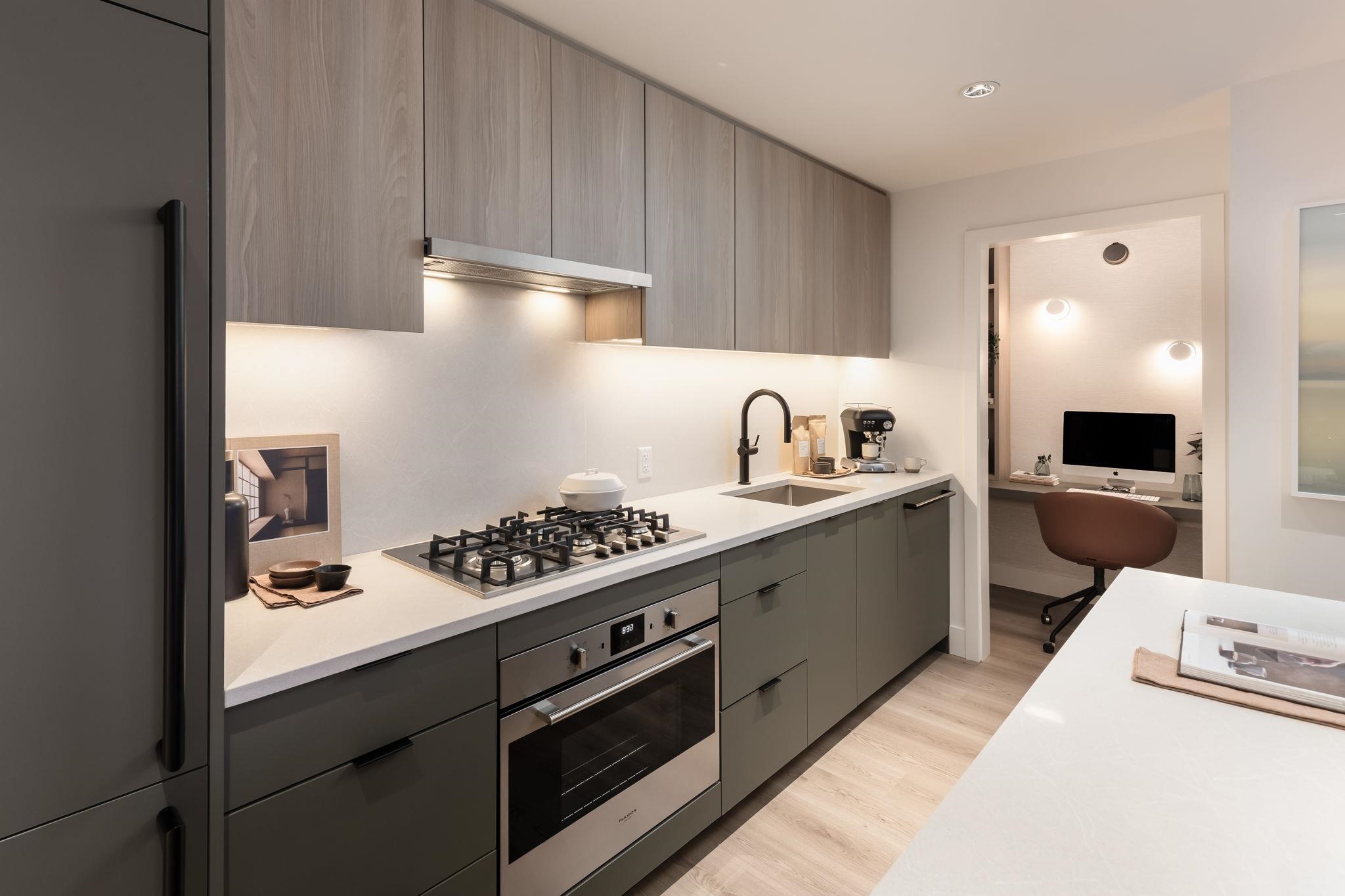 705 8633 RIVER DISTRICT CROSSING, R3132853, BC,