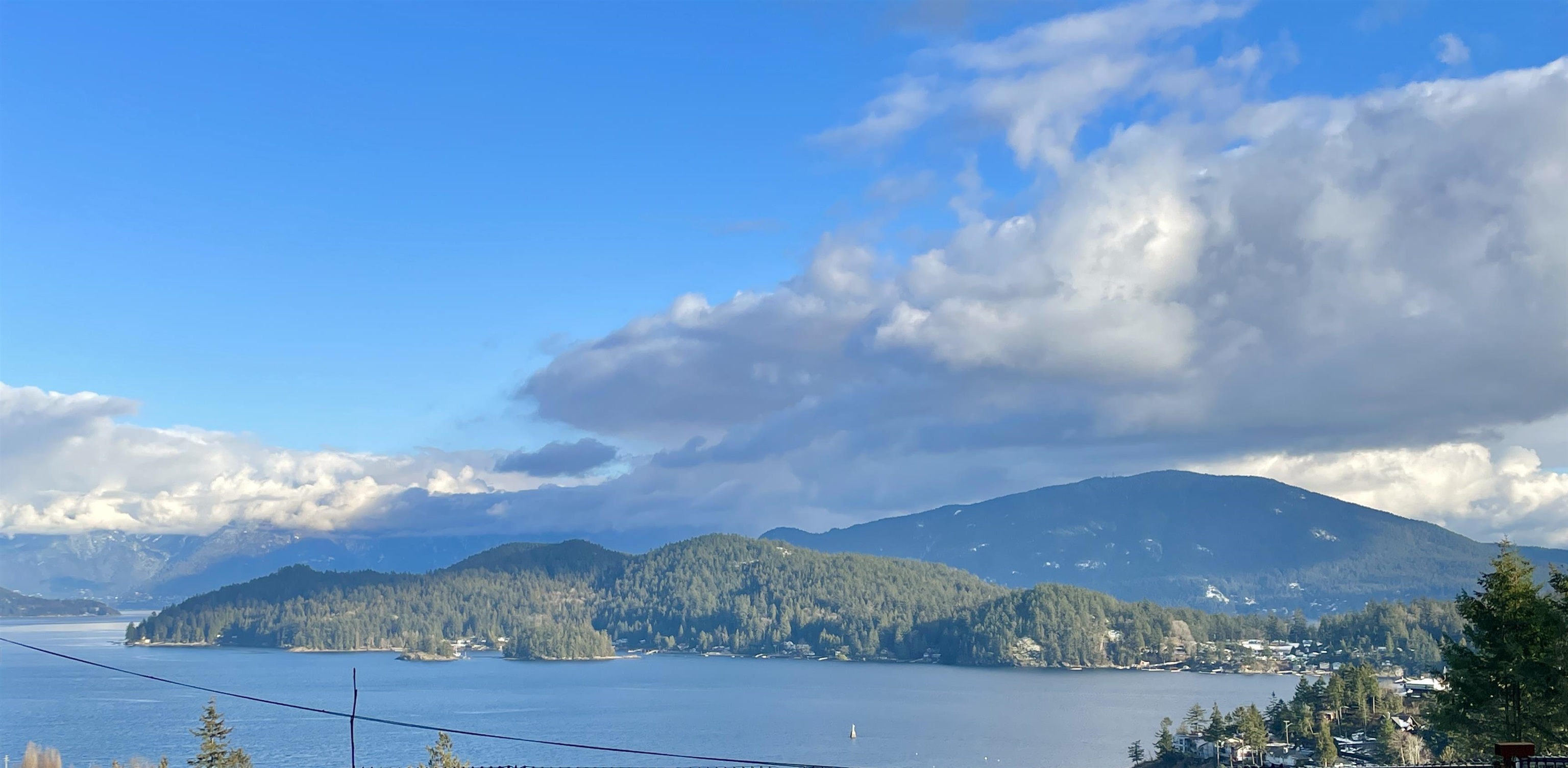 125 468 EAGLECREST DRIVE, R3132907, BC,