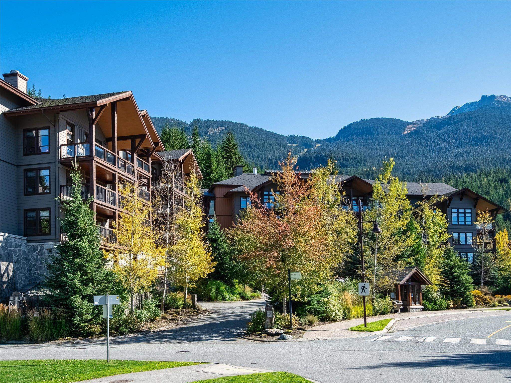 106A 2020 LONDON LANE, R3132918, BC,