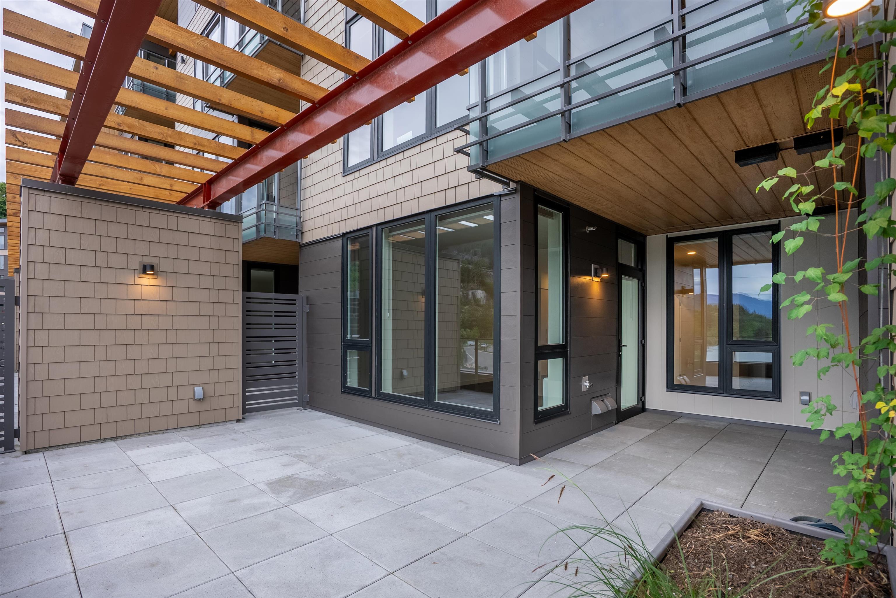 207 1500 SCOTT CRESCENT, R3132949, BC,
