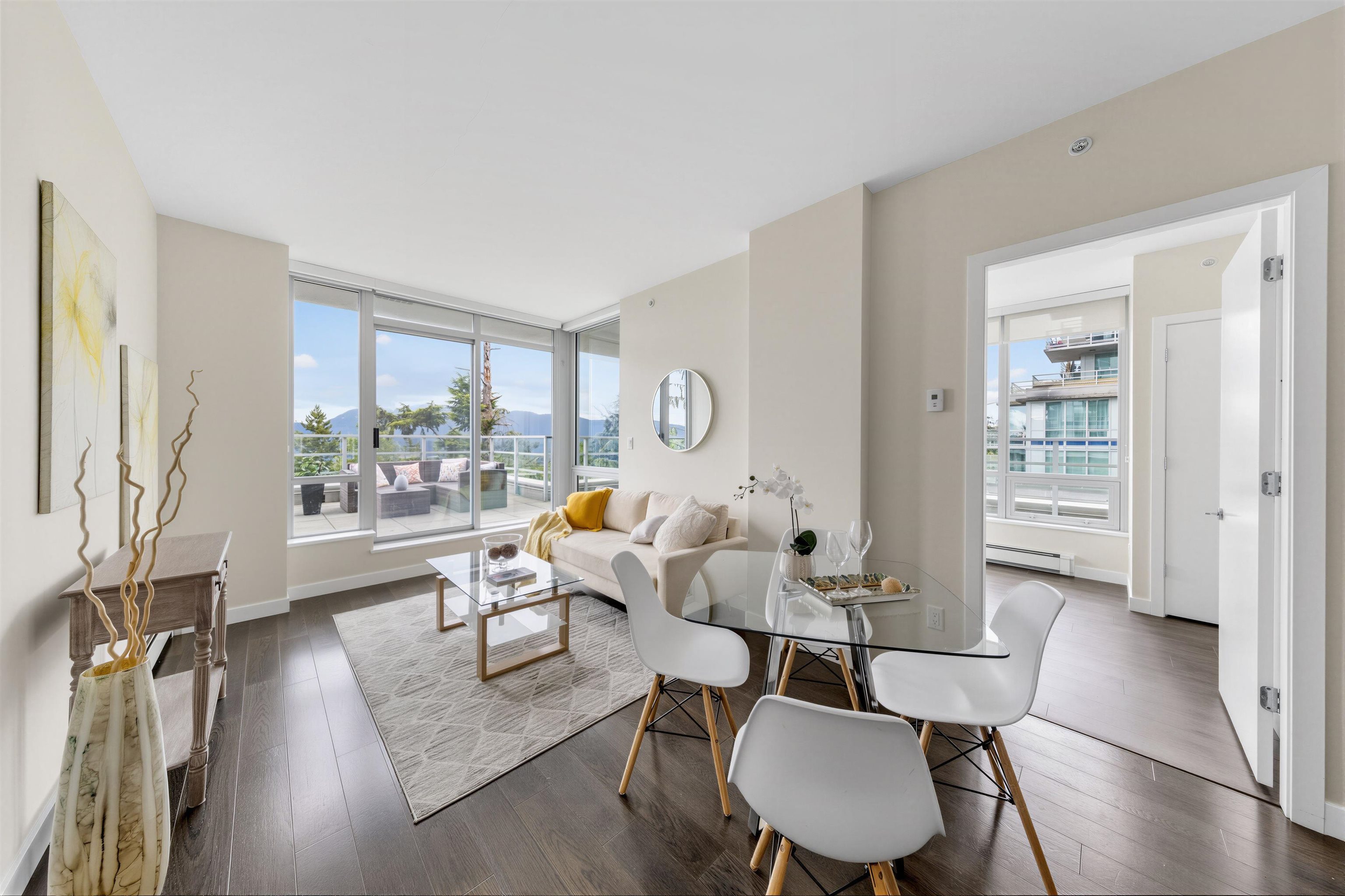 708 9060 UNIVERSITY CRESCENT, R3132971, BC,