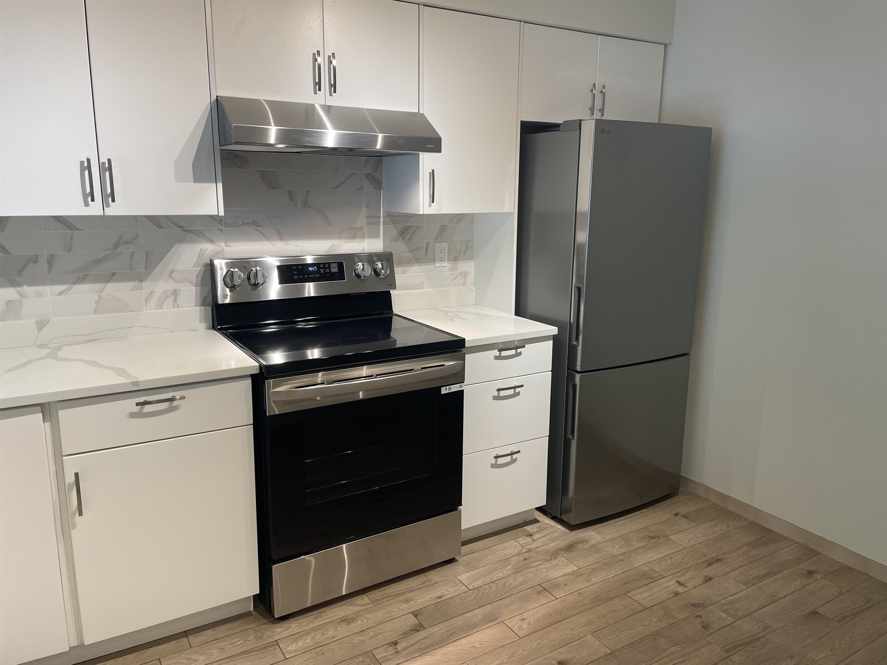 305 6070 MCMURRAY AVENUE, R3132986, BC,