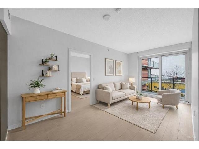 31X 180 EAST 2ND AVENUE, Vancouver BC V5T 0K4, R3133041, BC,