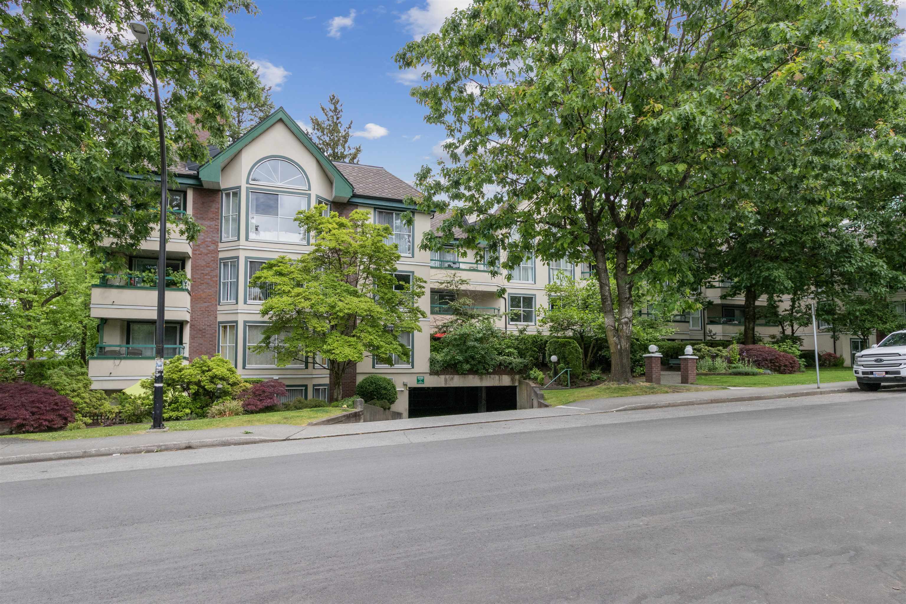 204 5656 HALLEY AVENUE, R3133076, BC,