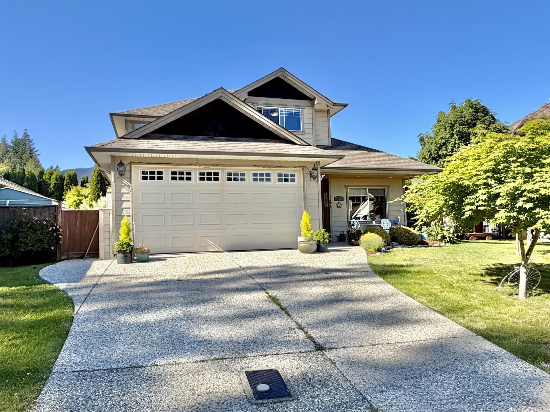 910 OCEANMOUNT BOULEVARD, Gibsons BC V0N 1V8, R3133096, BC,