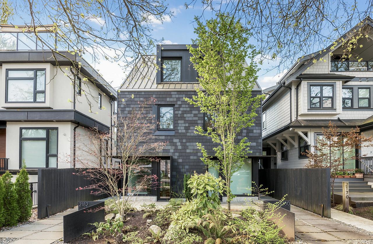 2180 E 13TH AVENUE, Vancouver BC V5N 2C4, R3133215, BC,