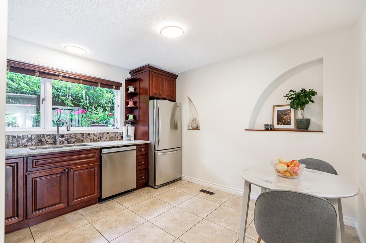 MLS® listing #R3133216 for sale located at 2995 CORONA DRIVE, Burnaby BC V3J 1B9