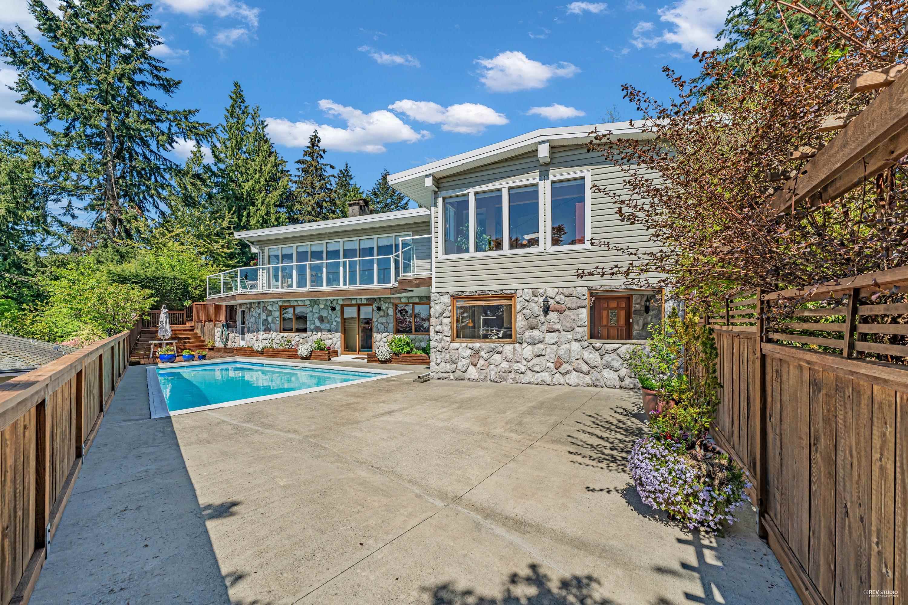 4323 VALENCIA AVENUE, North Vancouver BC V7N 4A7, R3133322, BC,