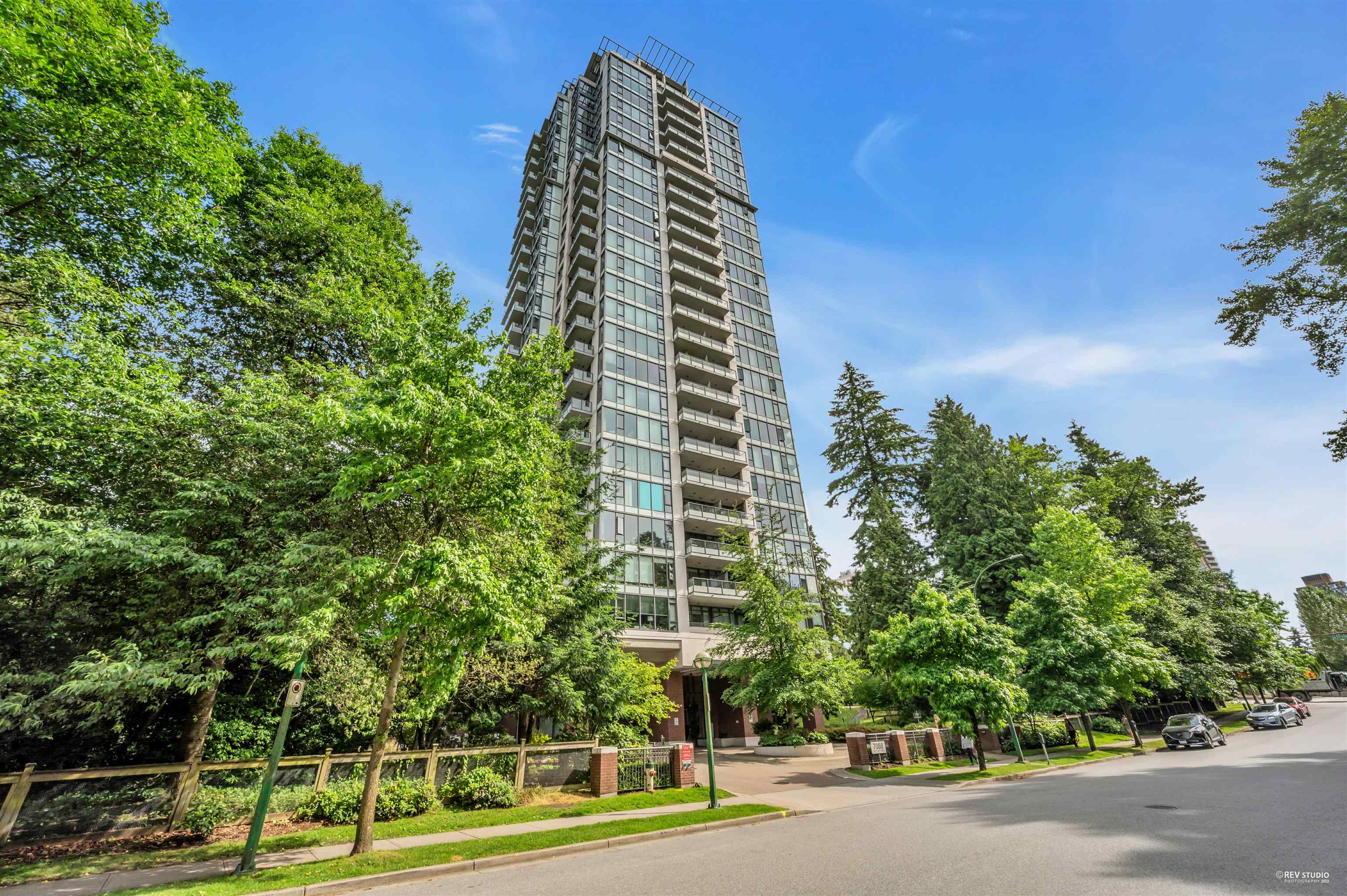 2902 7088 18TH AVENUE, R3133418, BC,