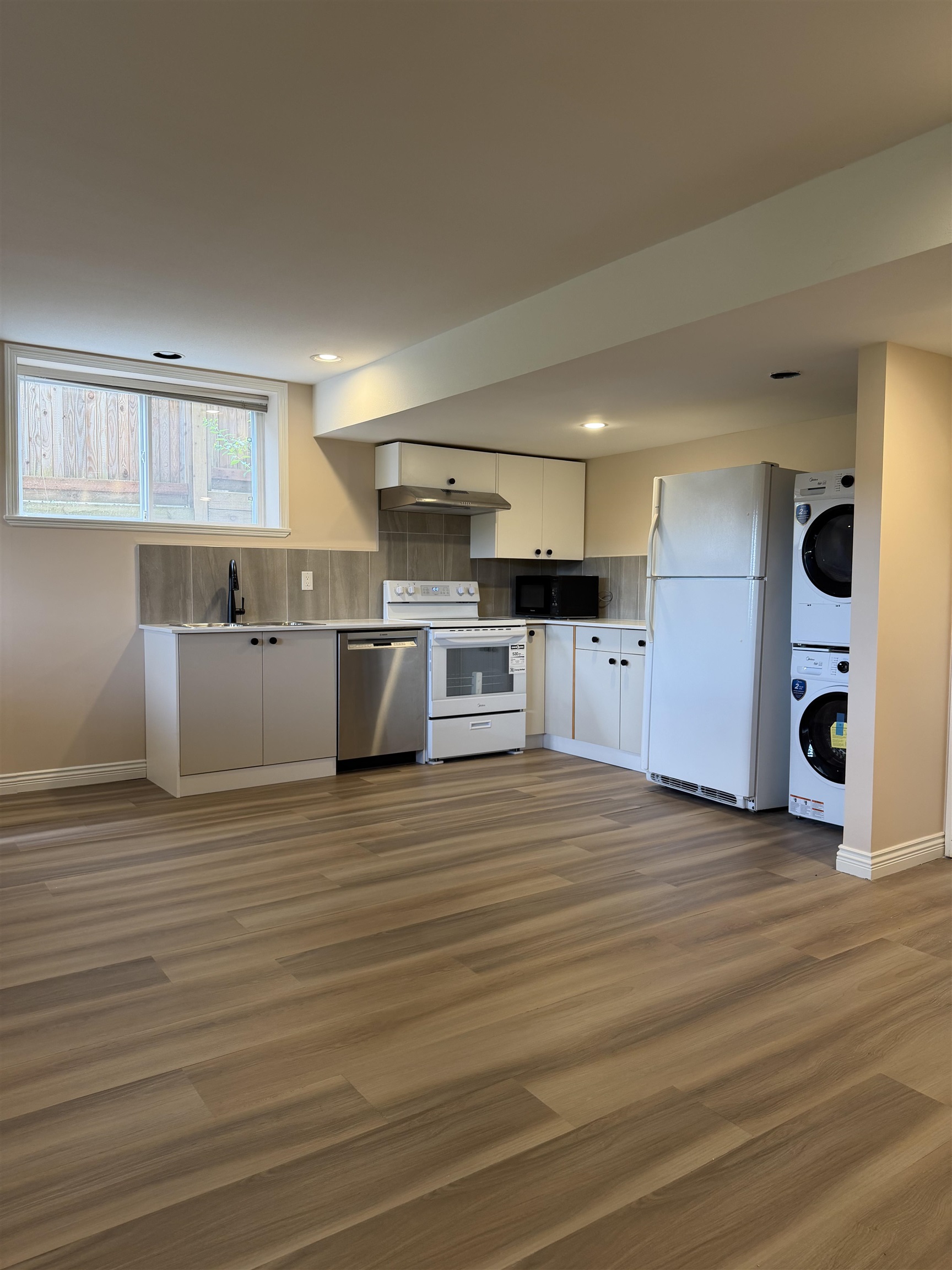 Basement-10872 166 STREET, Surrey BC V4N 5E2, R3133446, BC,