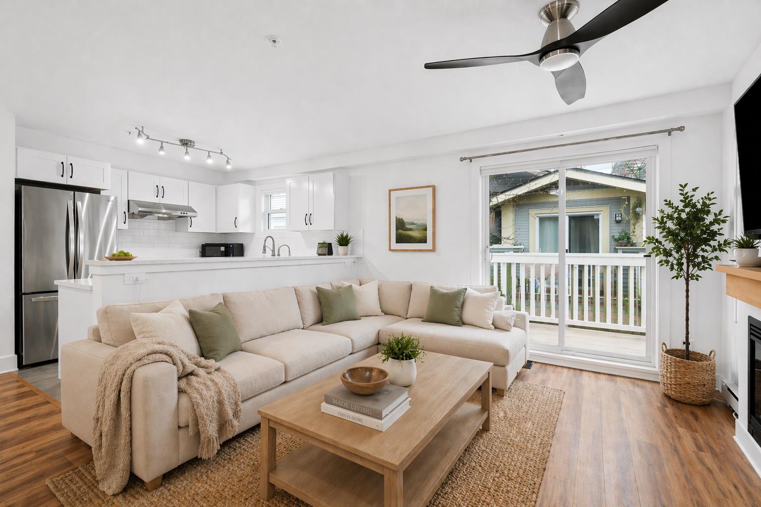 30 7428 SOUTHWYNDE AVENUE, R3133496, BC,