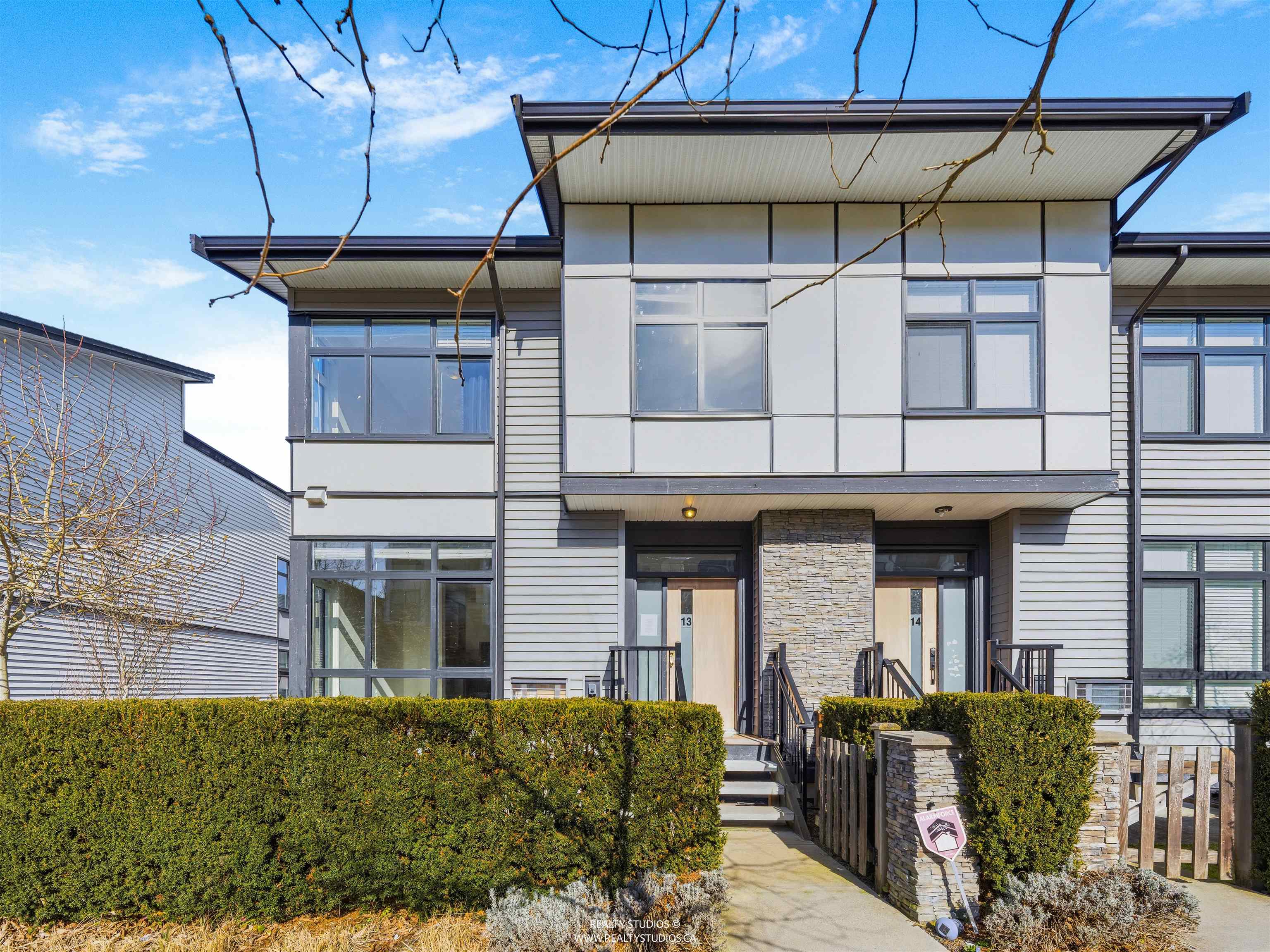 13 14057 60A AVENUE, R3133551, BC,