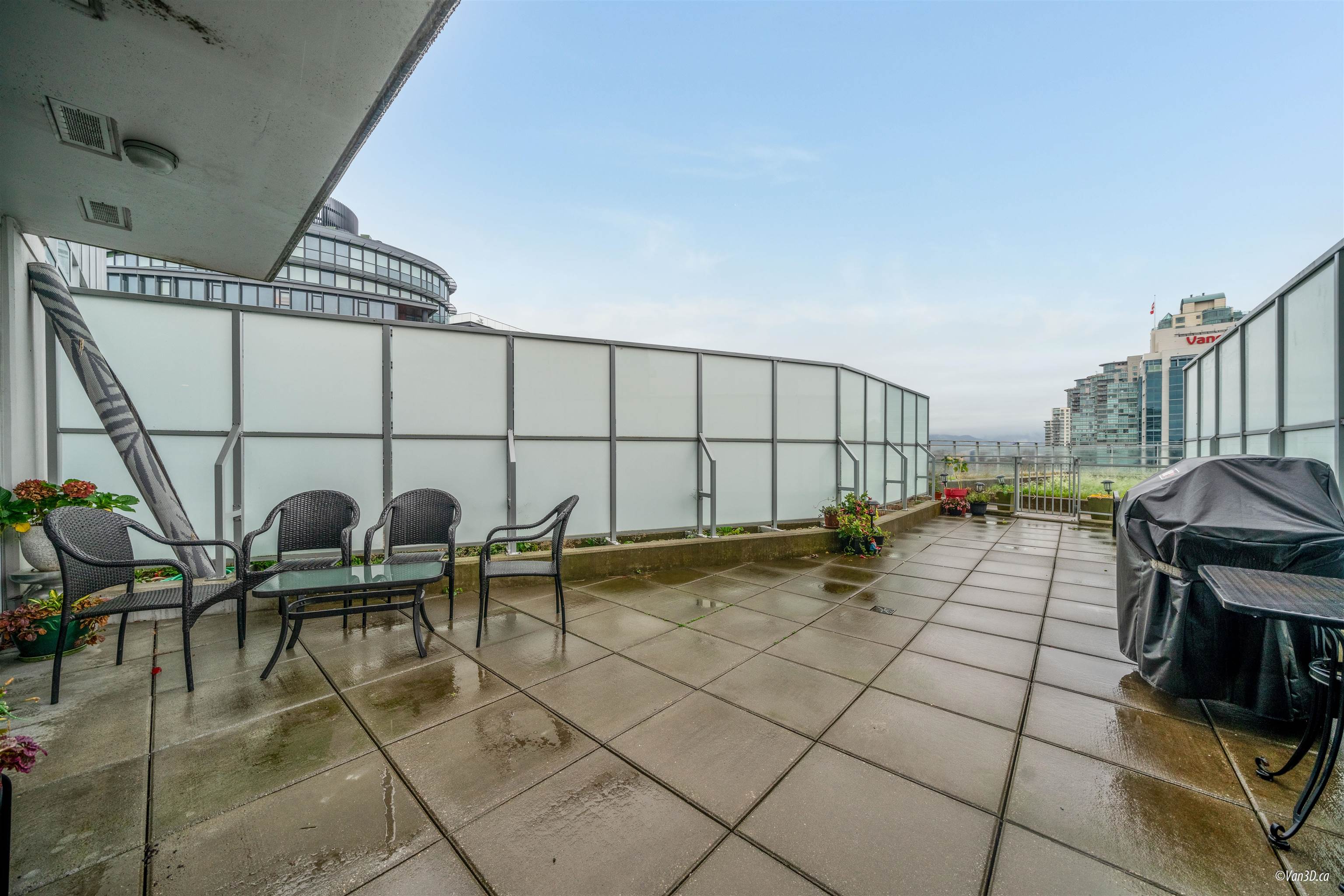 1618 QUEBEC STREET, Vancouver BC V6A 0C5, R3133584, BC,