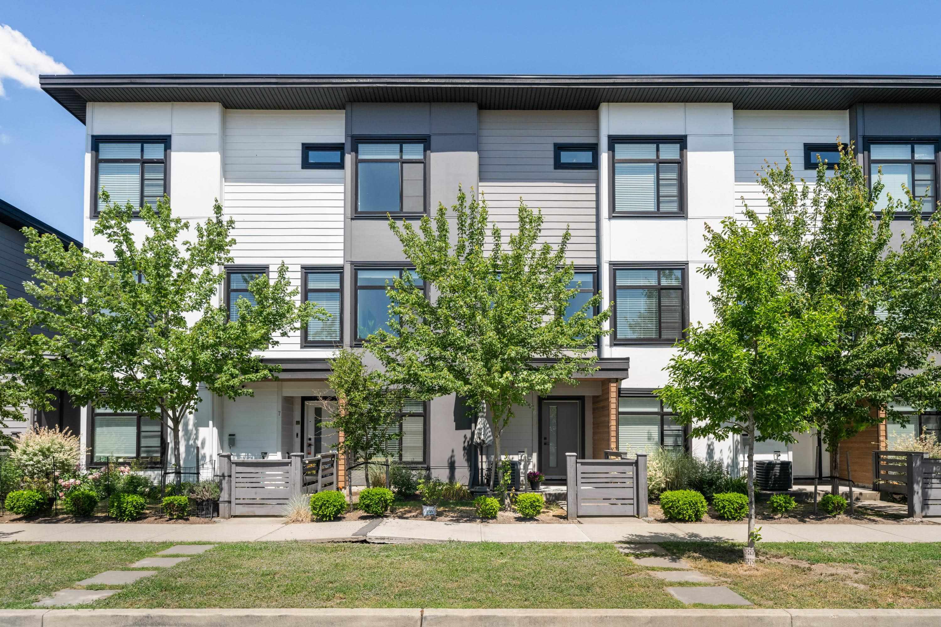 6 7127 193A STREET, R3133607, BC,