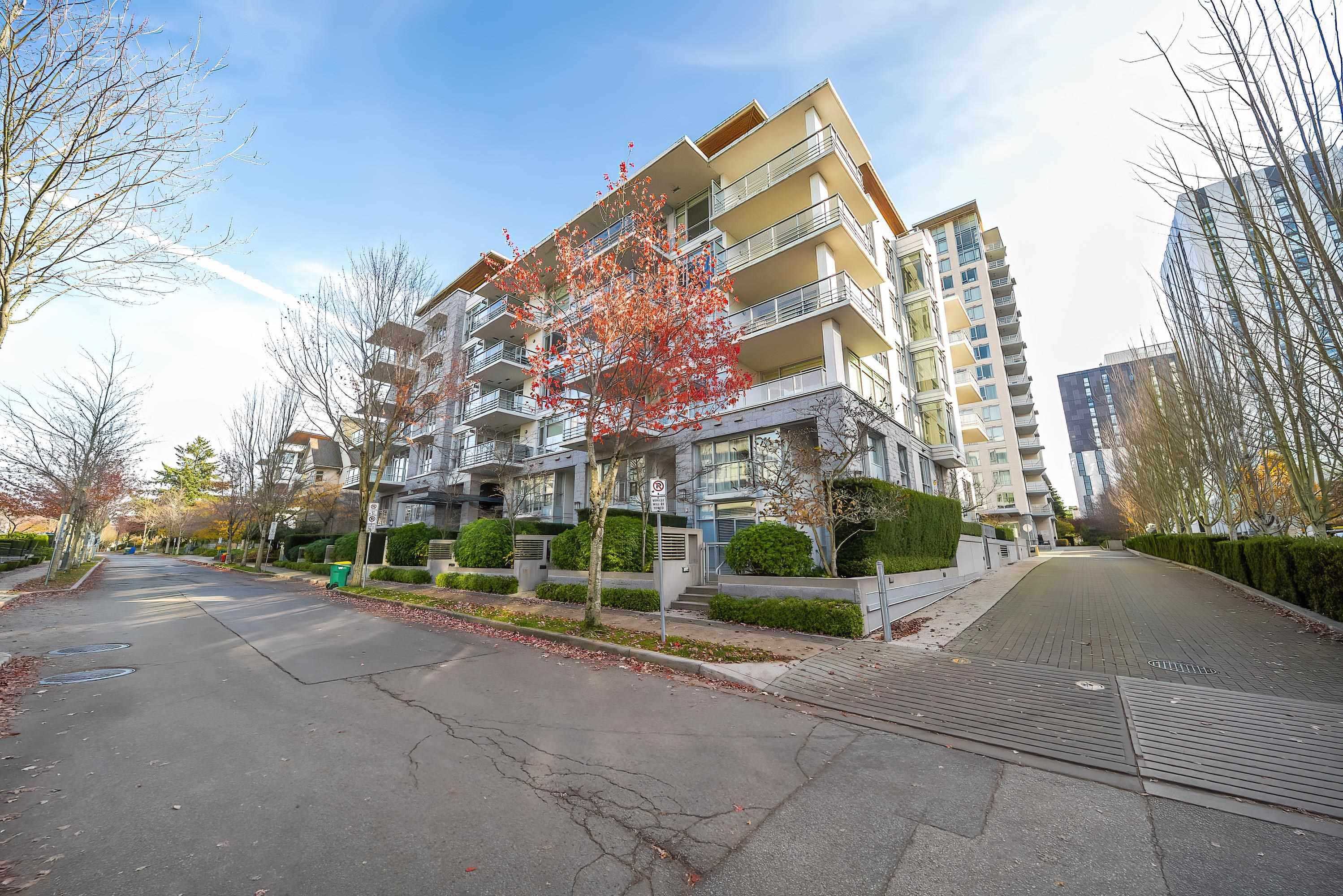 404 6080 IONA DRIVE, R3133736, BC,