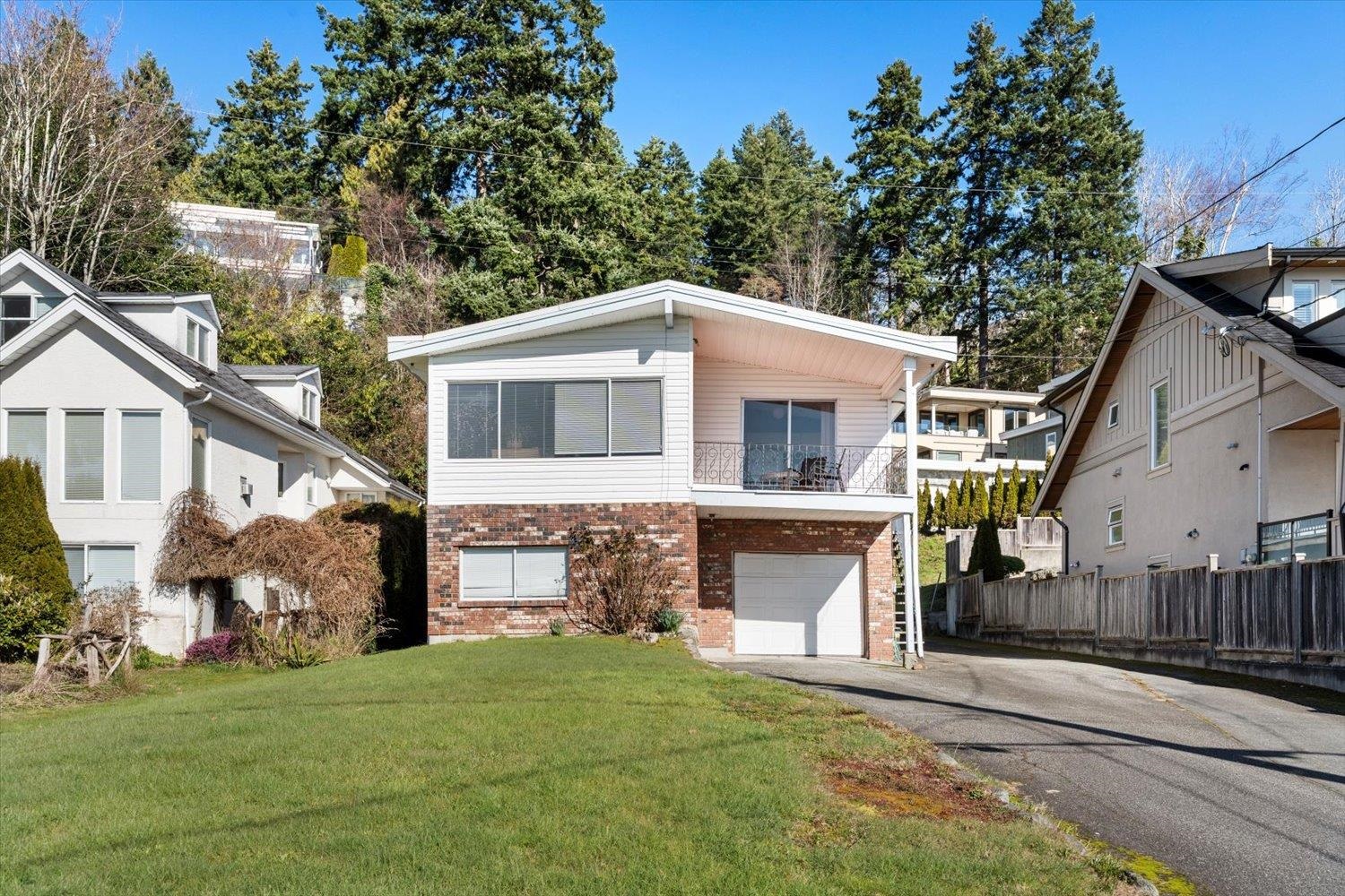 14667 W BEACH AVENUE, White Rock BC V4B 2T9, R3133886, BC,