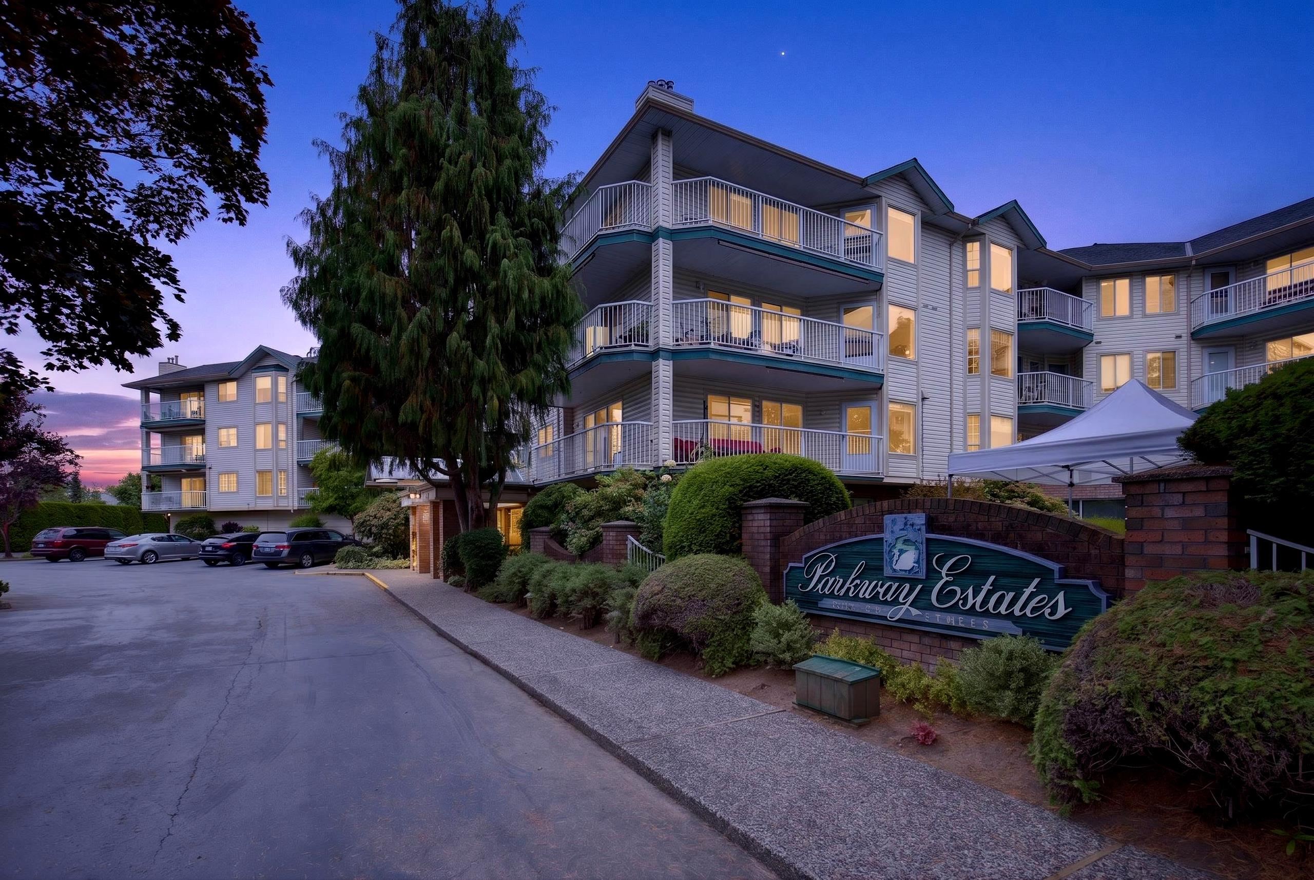 216 5360 205 STREET, R3134045, BC,