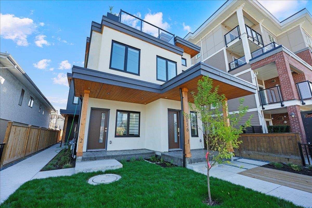 4854 SLOCAN STREET, Vancouver BC V5R 2A3, R3134056, BC,