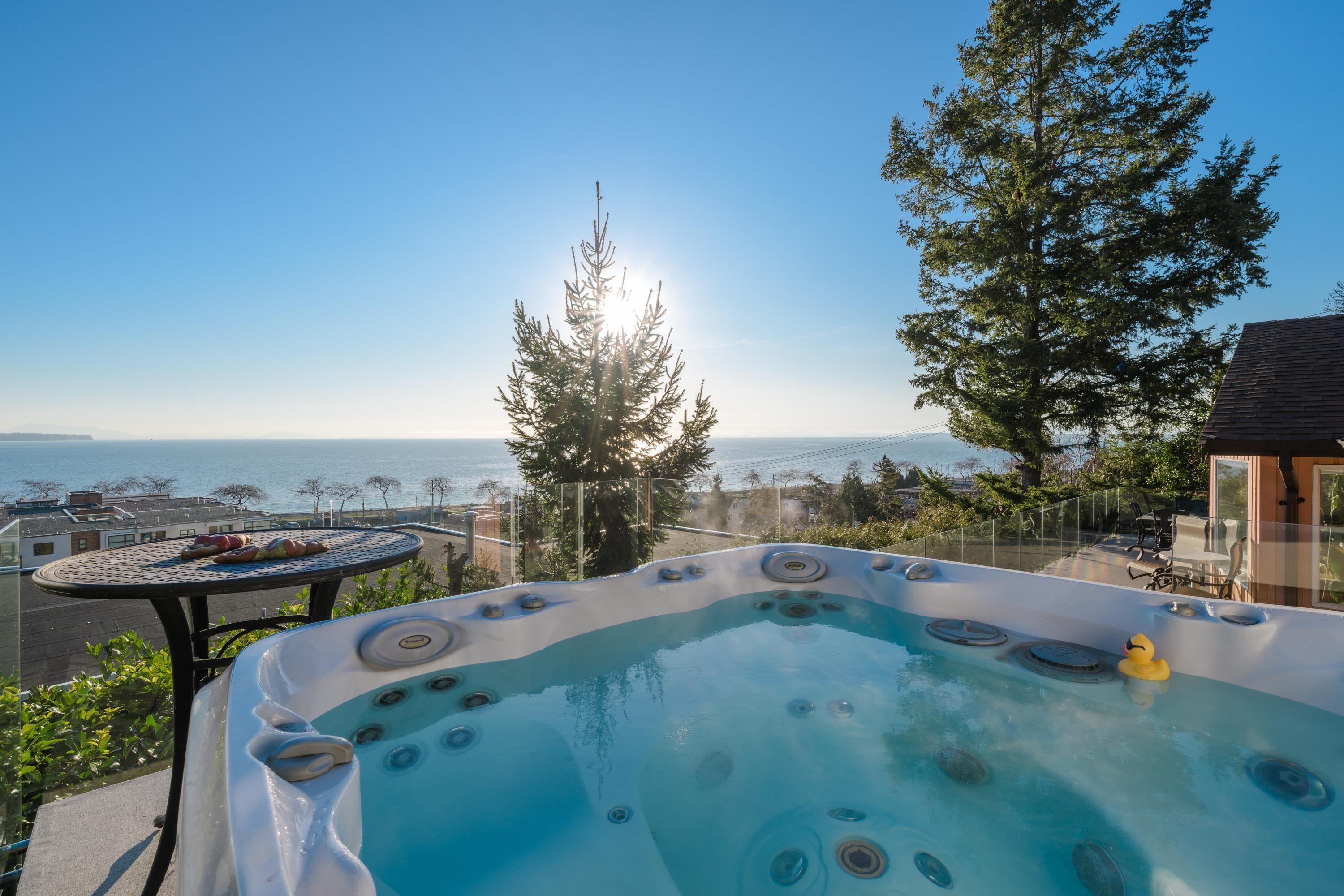 14810 PROSPECT AVENUE, White Rock BC V4B 2B1, R3134675, BC,