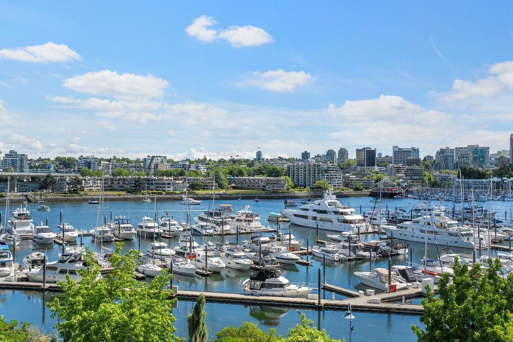 501 1099 MARINASIDE CRESCENT, R3134787, BC,