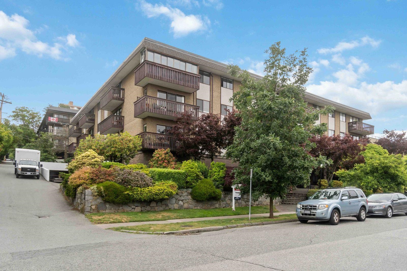 301 120 4TH STREET, R3134818, BC,