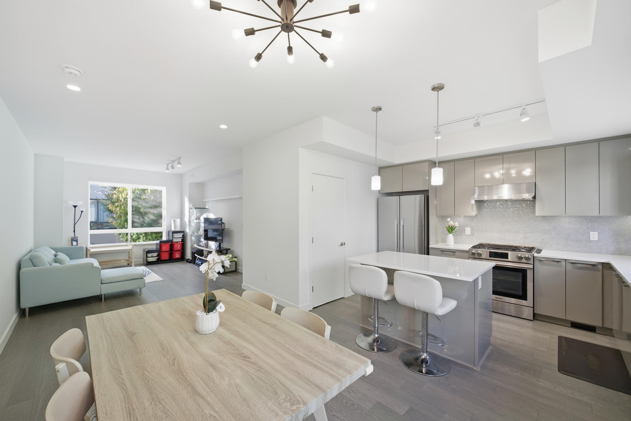 43 10233 RIVER DRIVE, R3134889, BC,