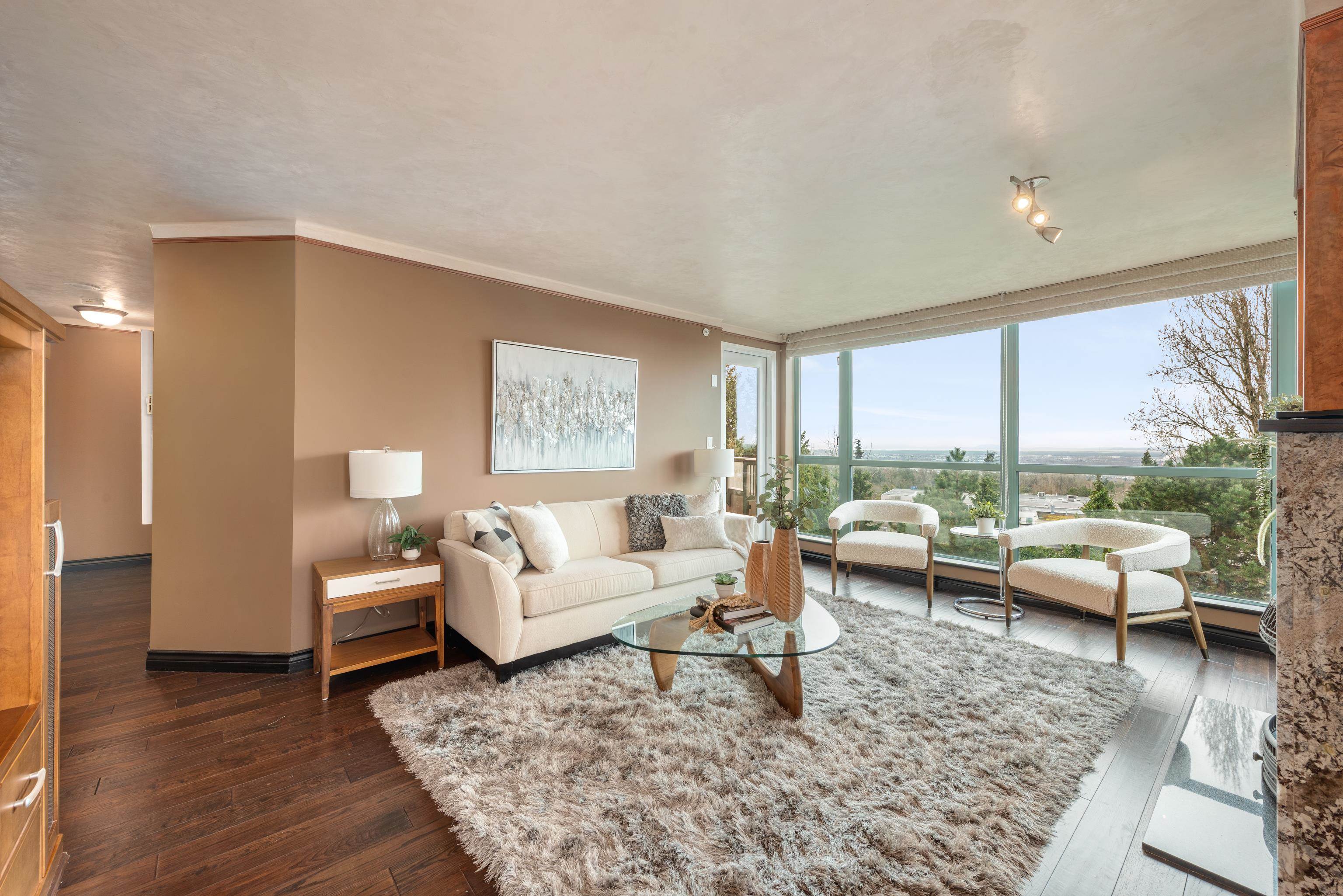 601 6622 SOUTHOAKS CRESCENT, R3135101, BC,