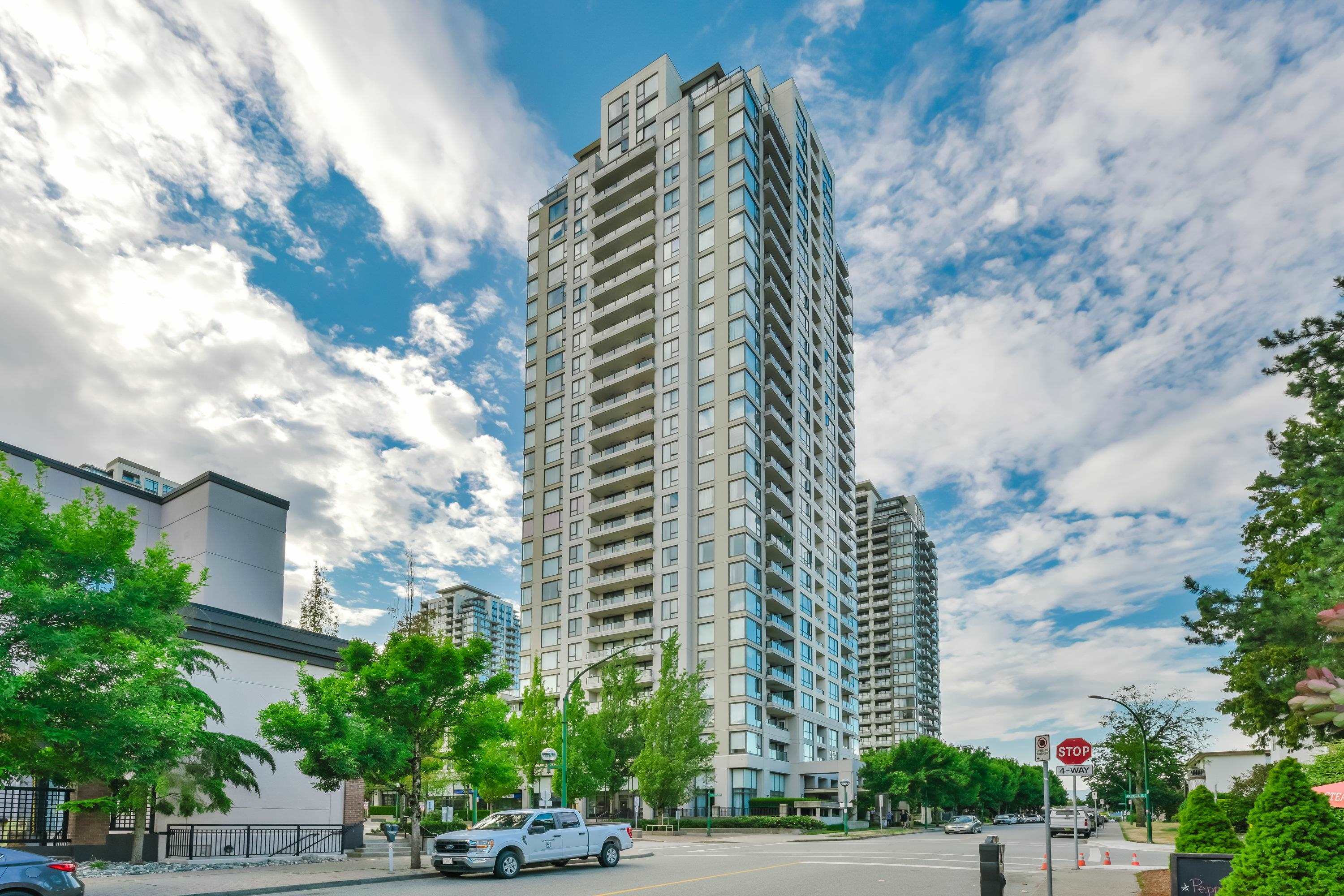 2508 7063 HALL AVENUE, R3135157, BC,