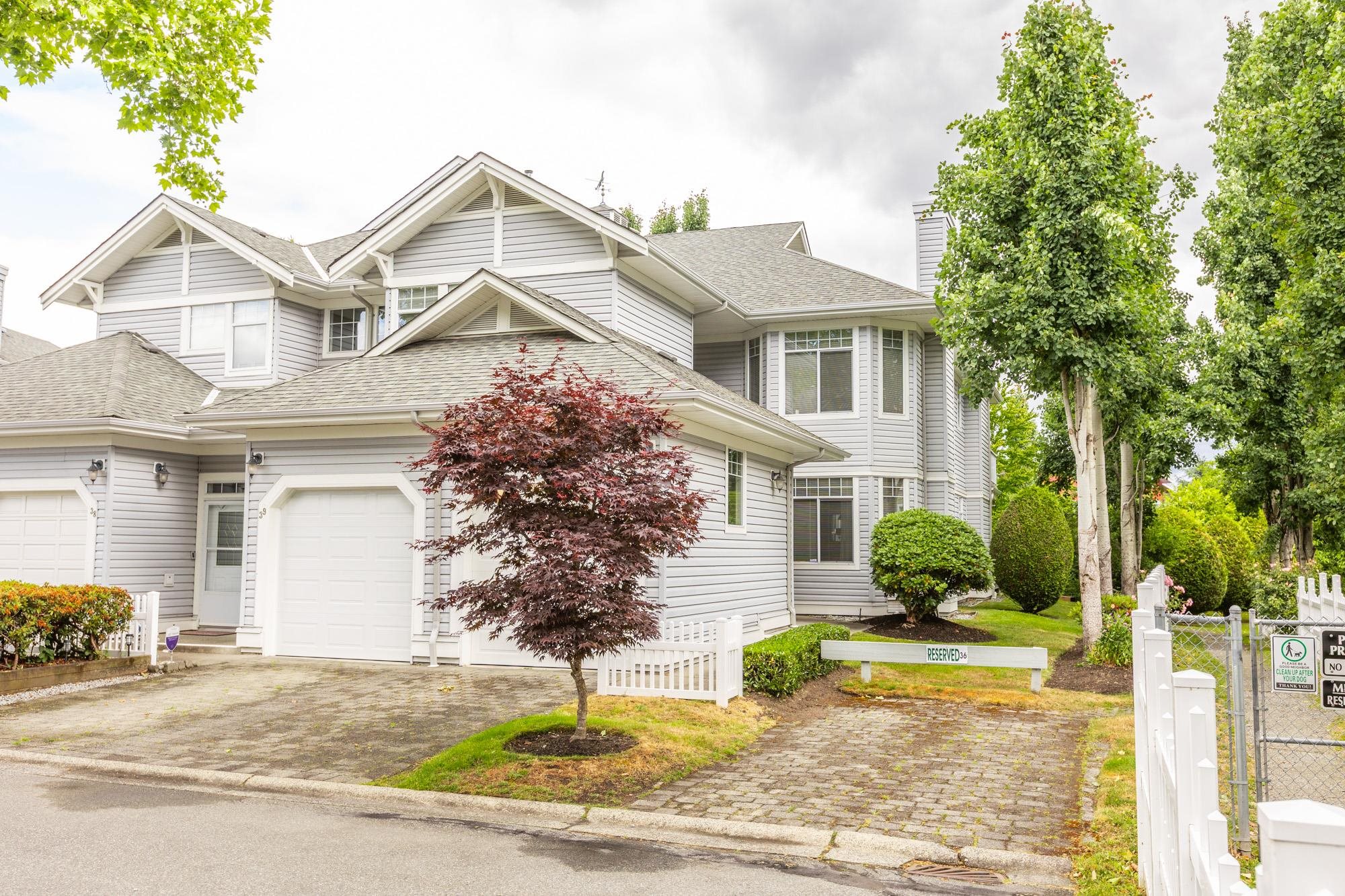 40 5708 208 STREET, R3135370, BC,
