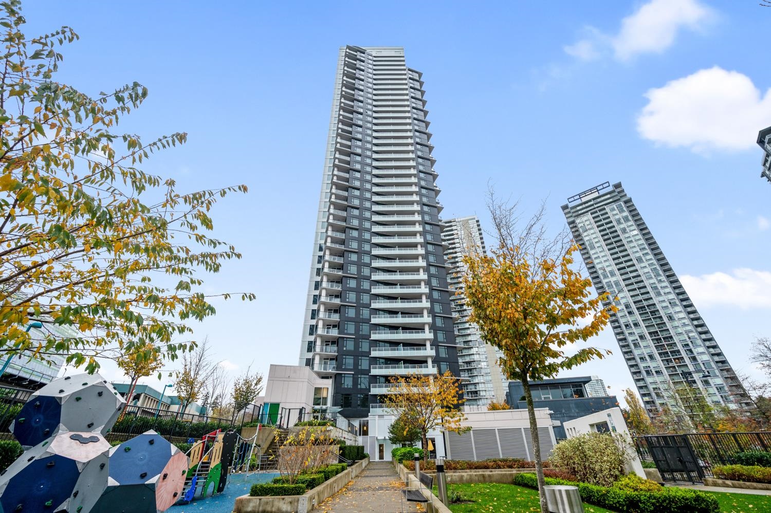 3506 9887 WHALLEY BOULEVARD, R3135429, BC,