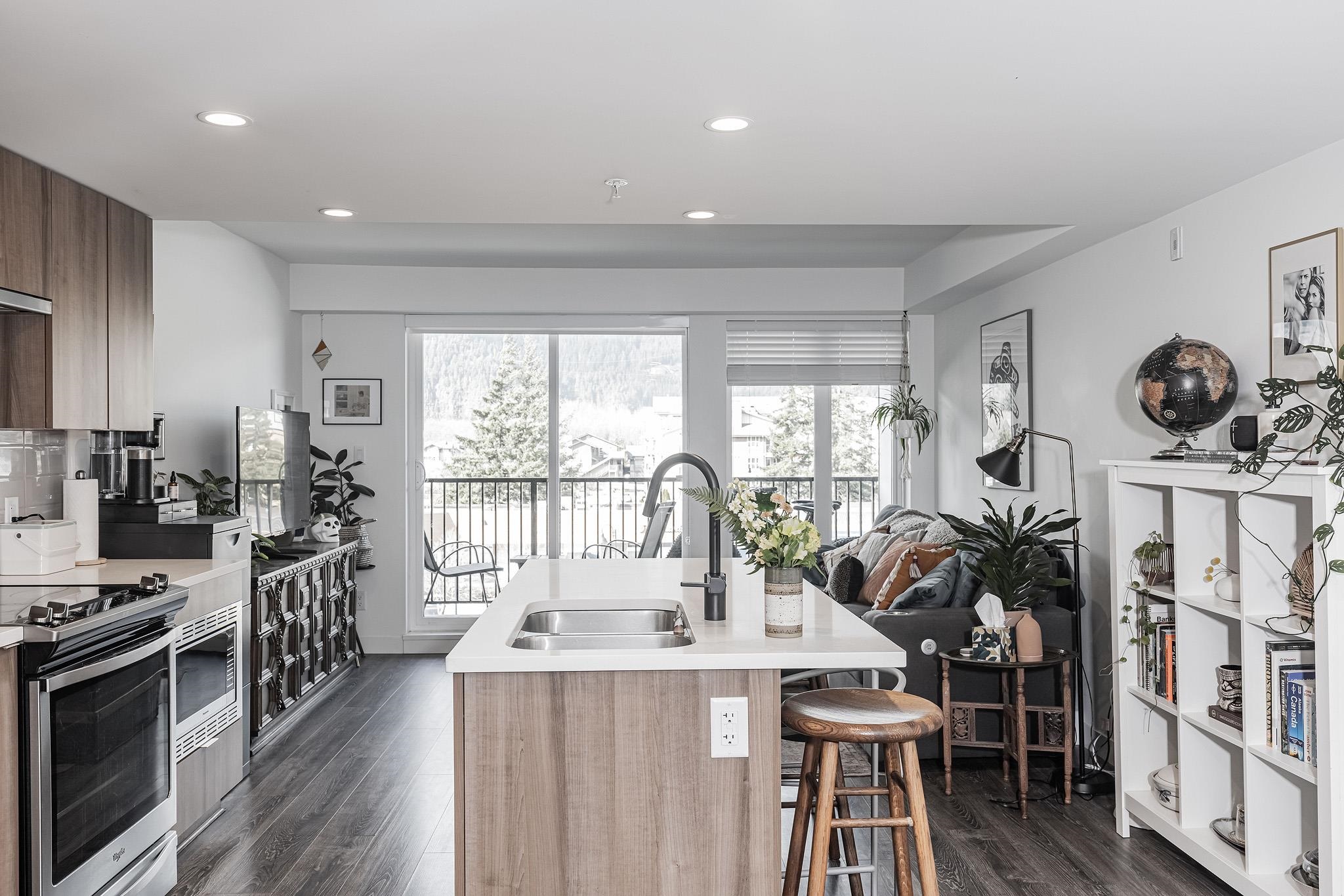 307 1365 PEMBERTON AVENUE, R3135519, BC,