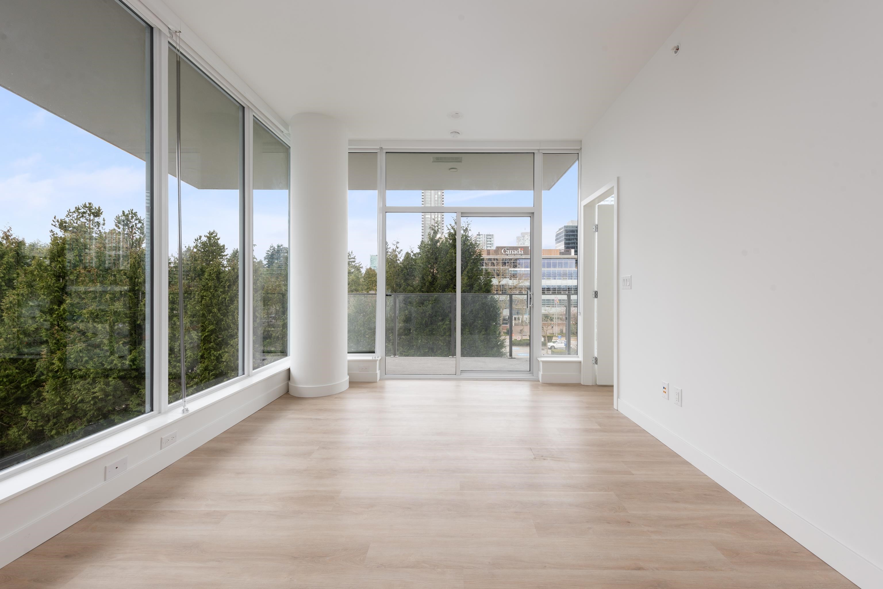 2706 9675 KING GEORGE BOULEVARD, R3135590, BC,