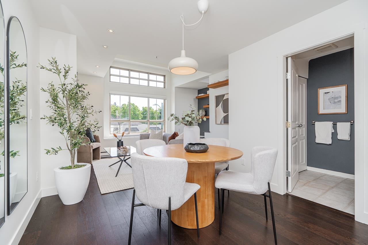 26 2375 BROADWAY, R3135596, BC,