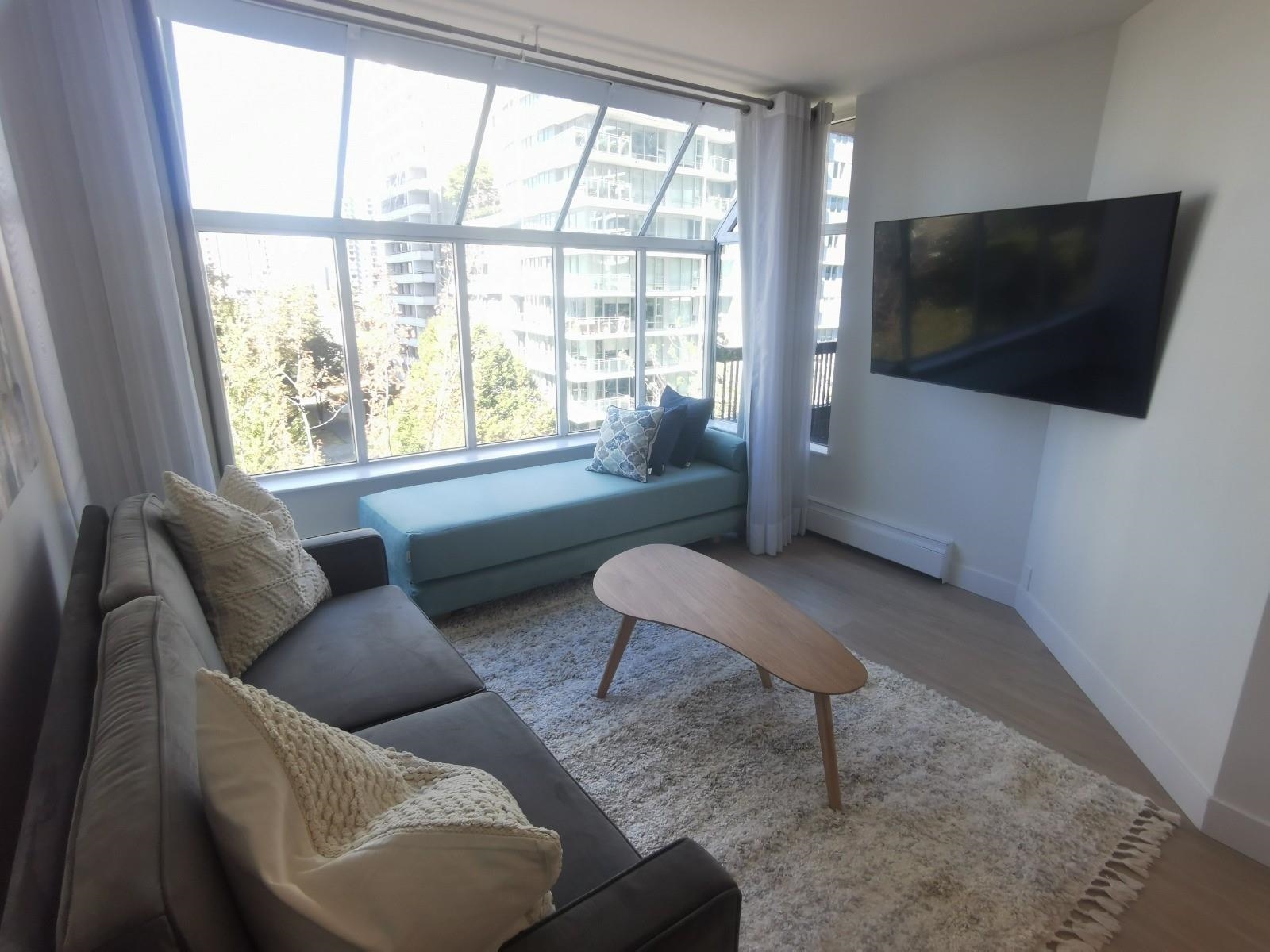 806 1330 BURRARD STREET, R3135726, BC,