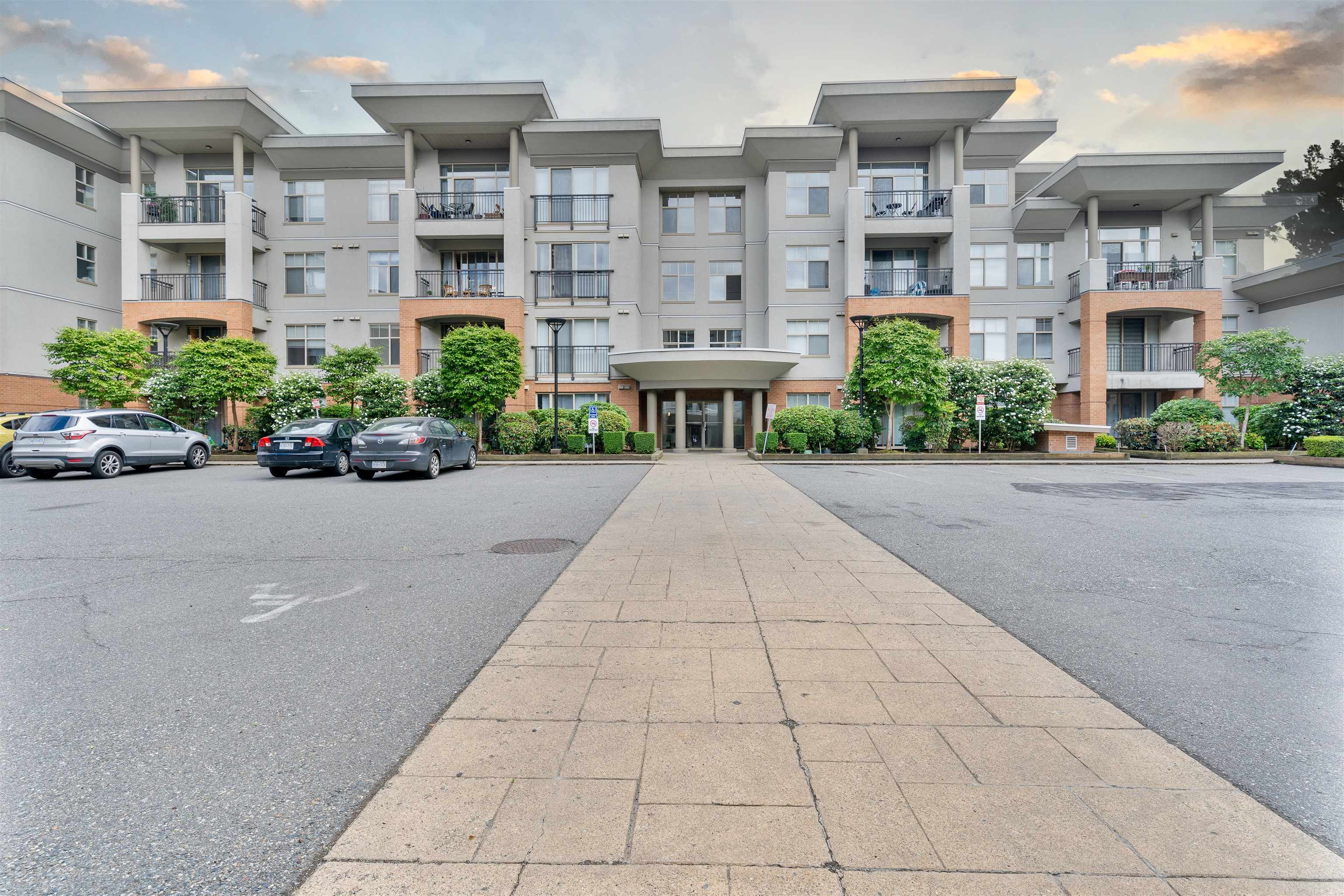217 33545 RAINBOW AVENUE, R3135863, BC,