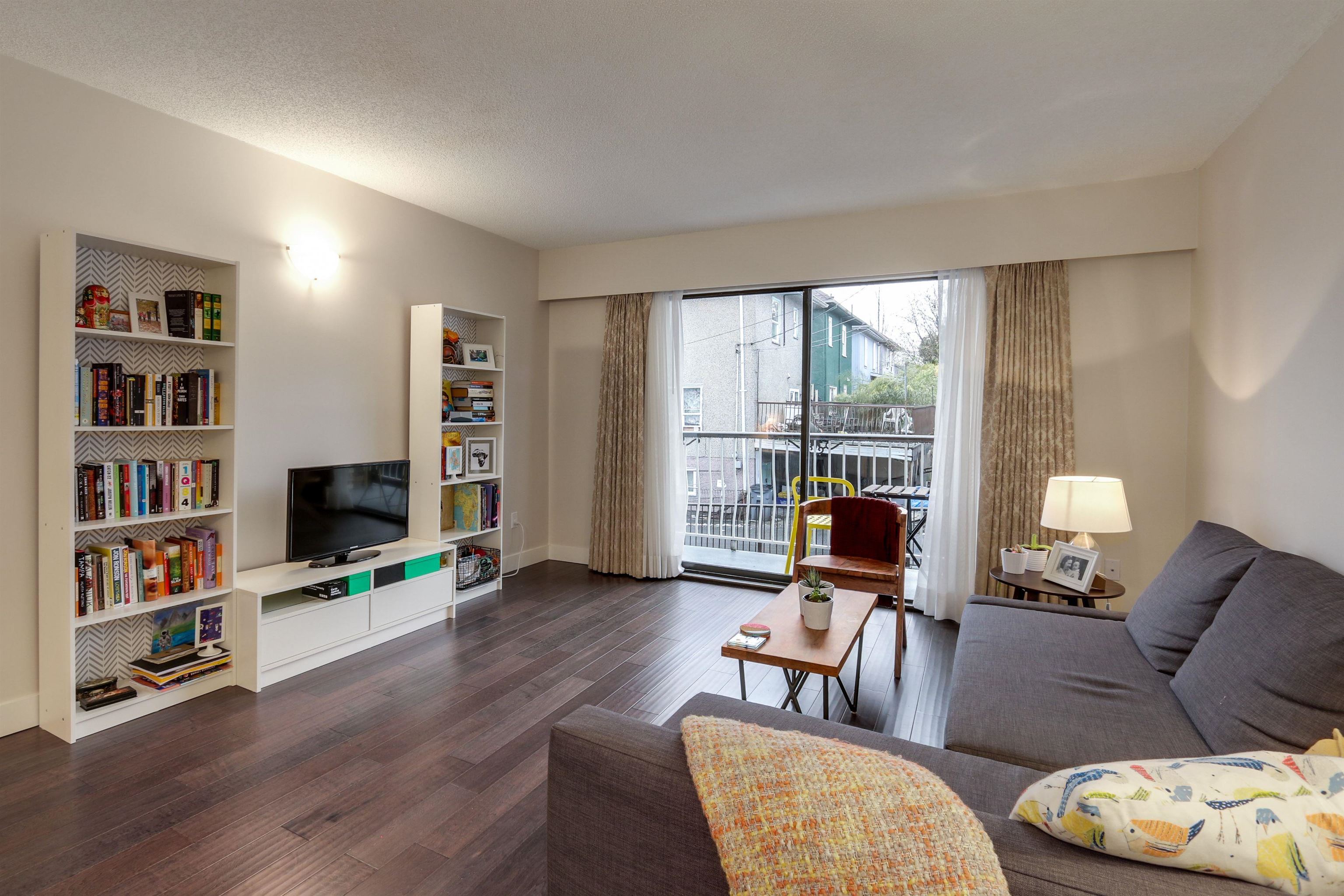 203 1611 3RD AVENUE, R3135868, BC,