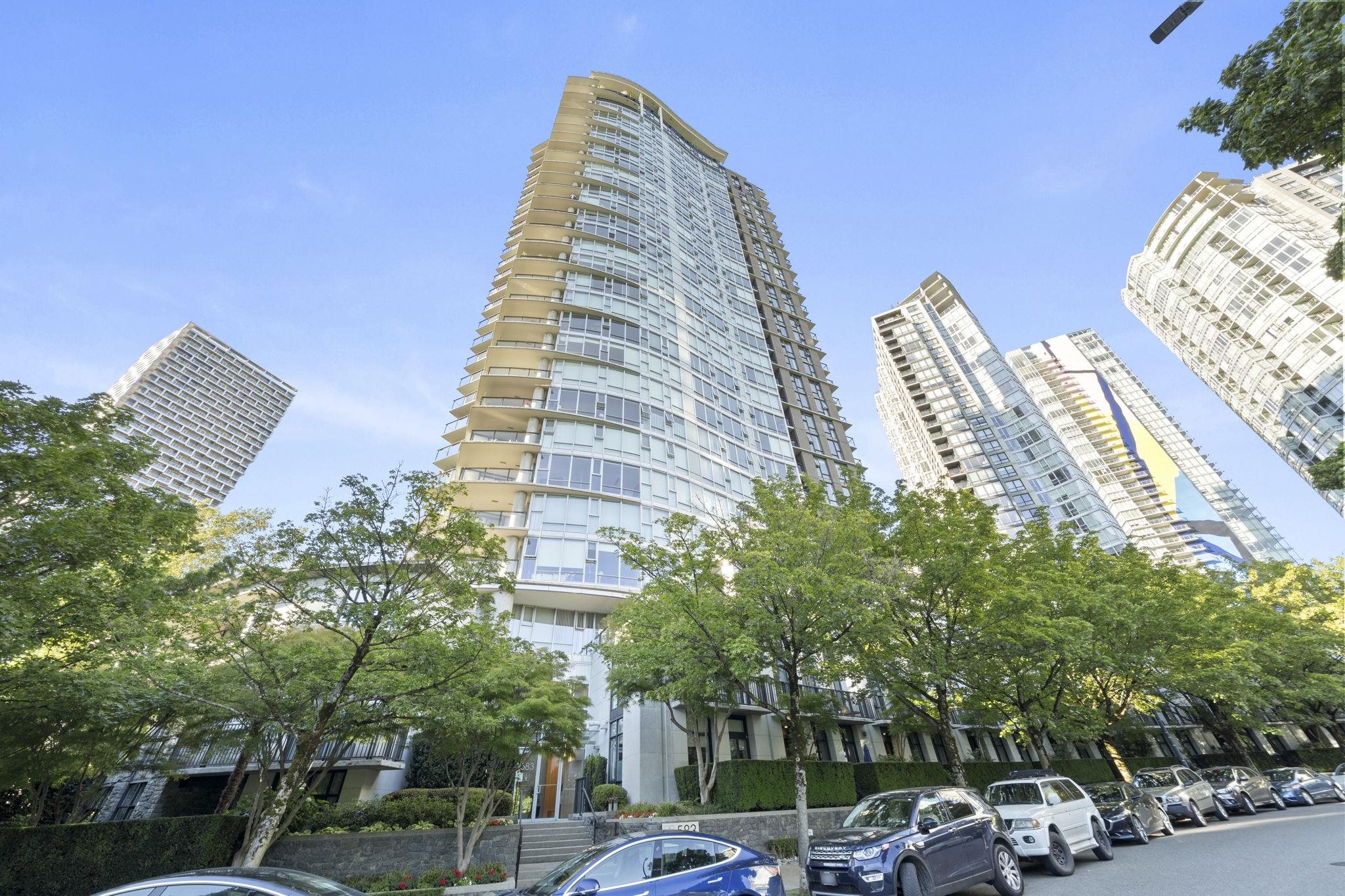 306 583 BEACH CRESCENT, R3135938, BC,