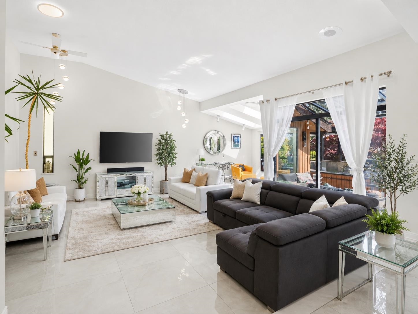 2940 DRESDEN WAY, North Vancouver BC V7H 1P6, R3136020, BC,