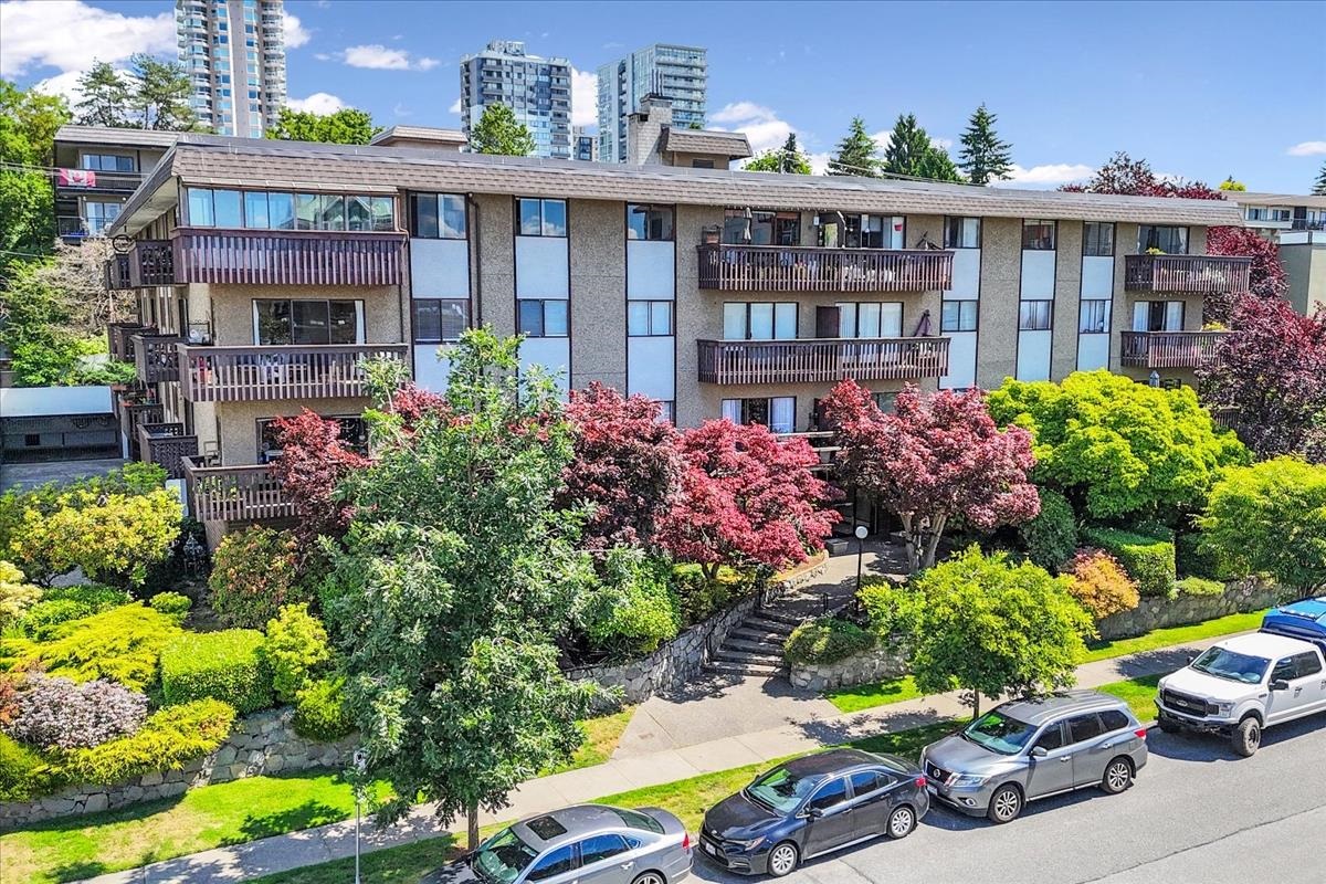 201 120 4TH STREET, R3136068, BC,