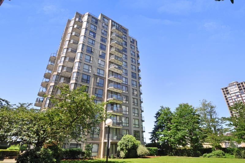 405 55 TENTH STREET, R3136275, BC,