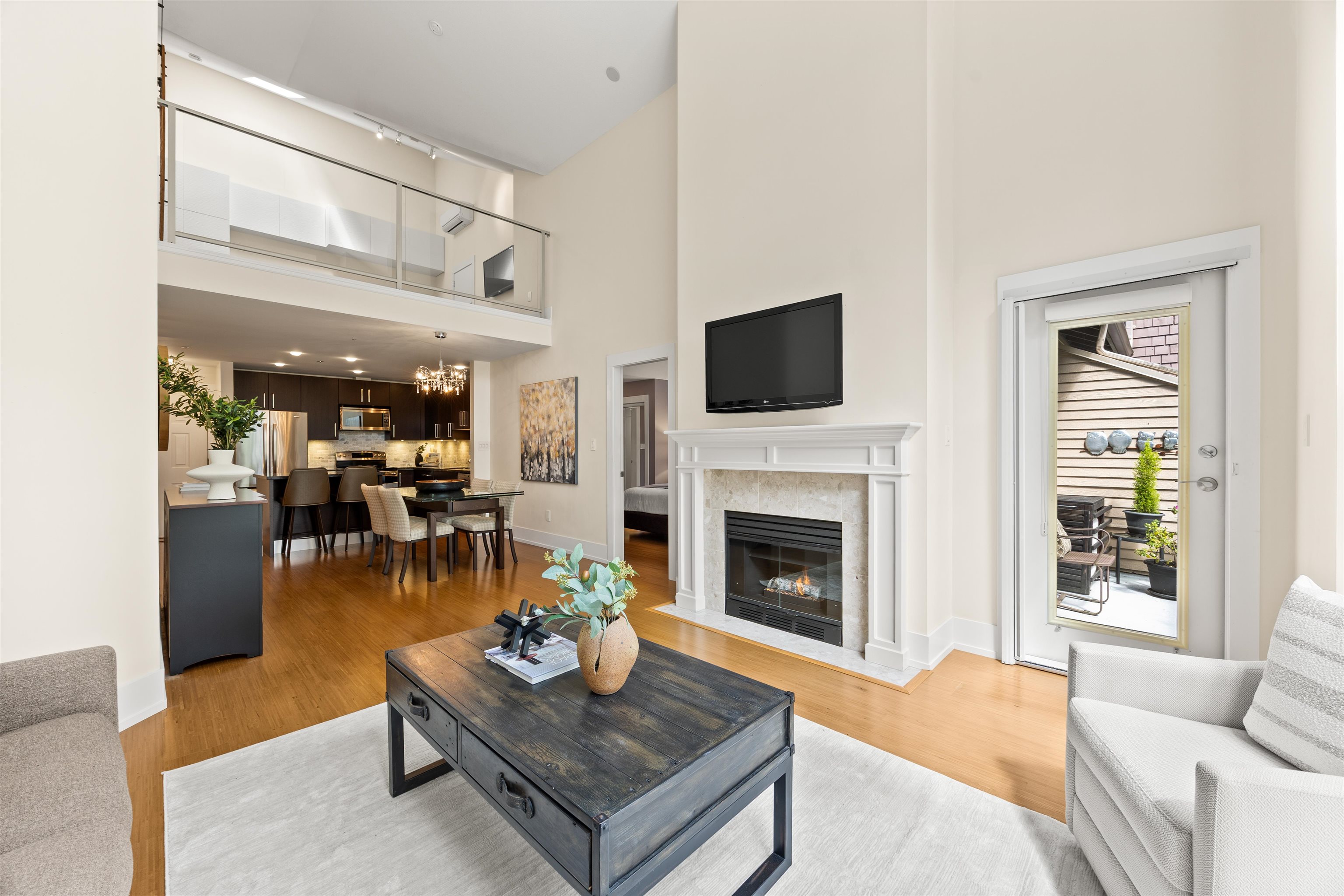 306 1140 STRATHAVEN DRIVE, R3136557, BC,